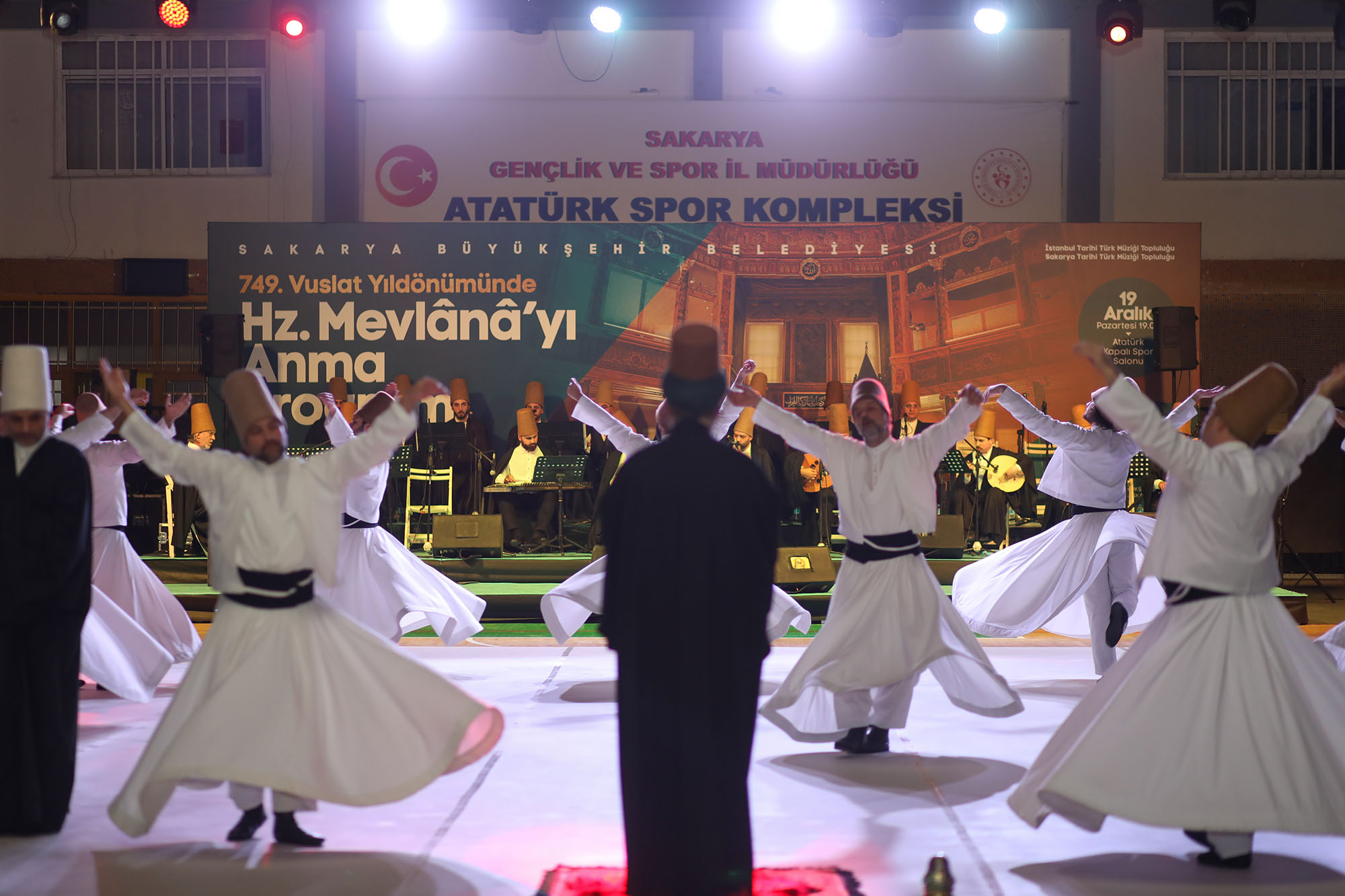 Mevlâna’nın ‘düğün gecesinde’ duygu yüklü program