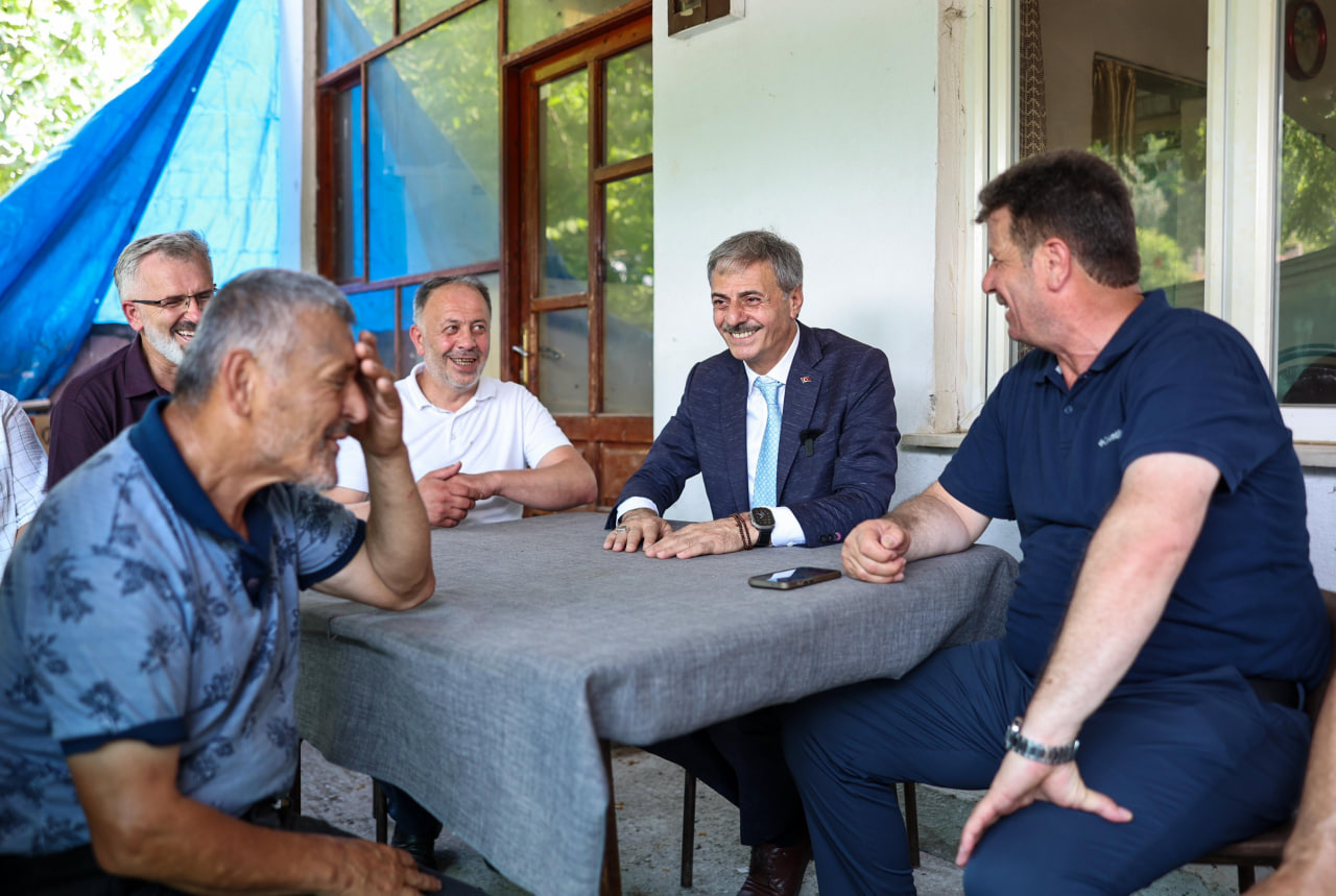 Başkan Alemdar Akyazı’da çalışmaları yerinde inceledi: “Asfalt atağımız sürecek”