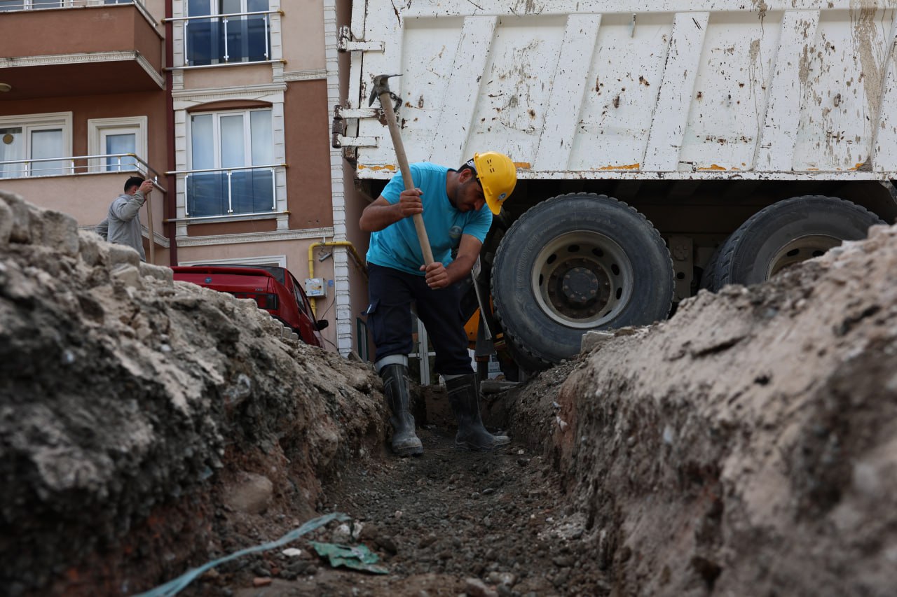 Güçlü altyapı dönüşümü Geyve Tepecikler Mahallesi ile buluştu