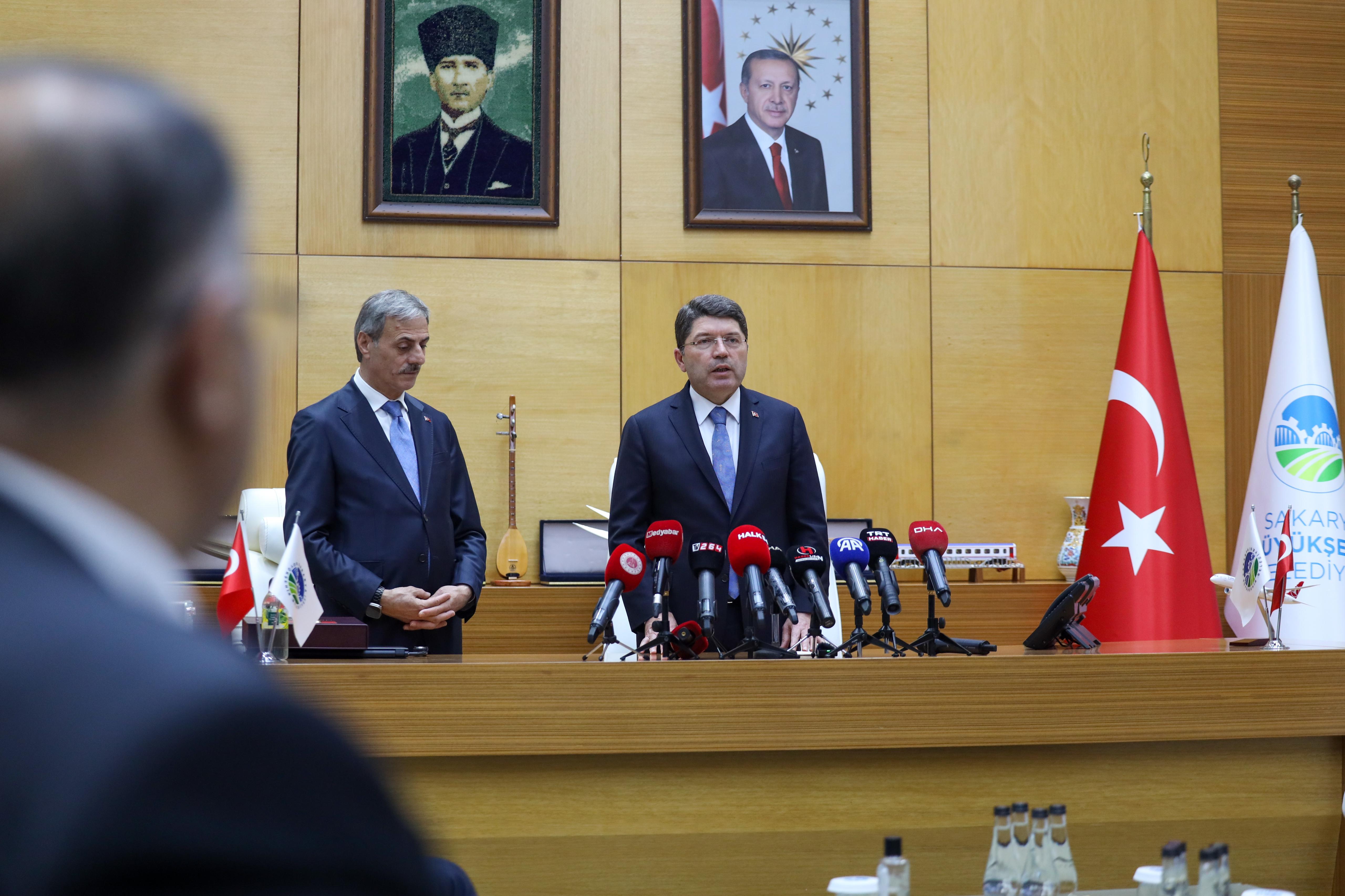 Adalet Bakanı Tunç Büyükşehir’de: “Türkiye Yüzyılı Sakarya için yükselişin nişanesi olacak”