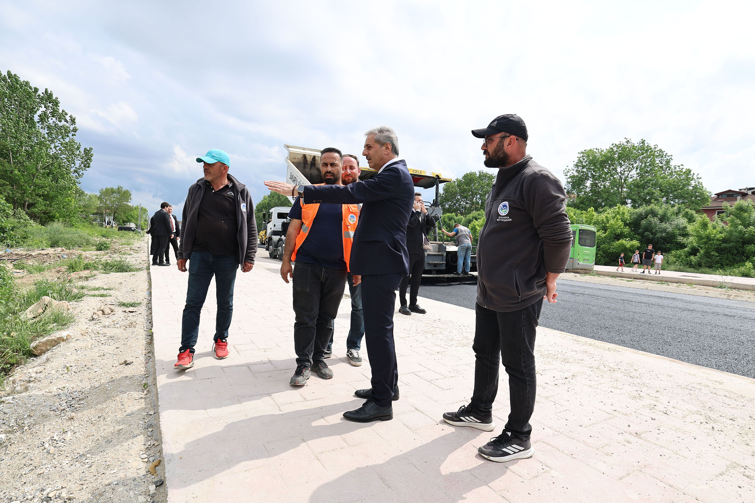 Sakarya’nın merkezine yeni koridor, yeni bir soluk geliyor: “Kesintisiz ulaşım yakında inşallah başlıyor”