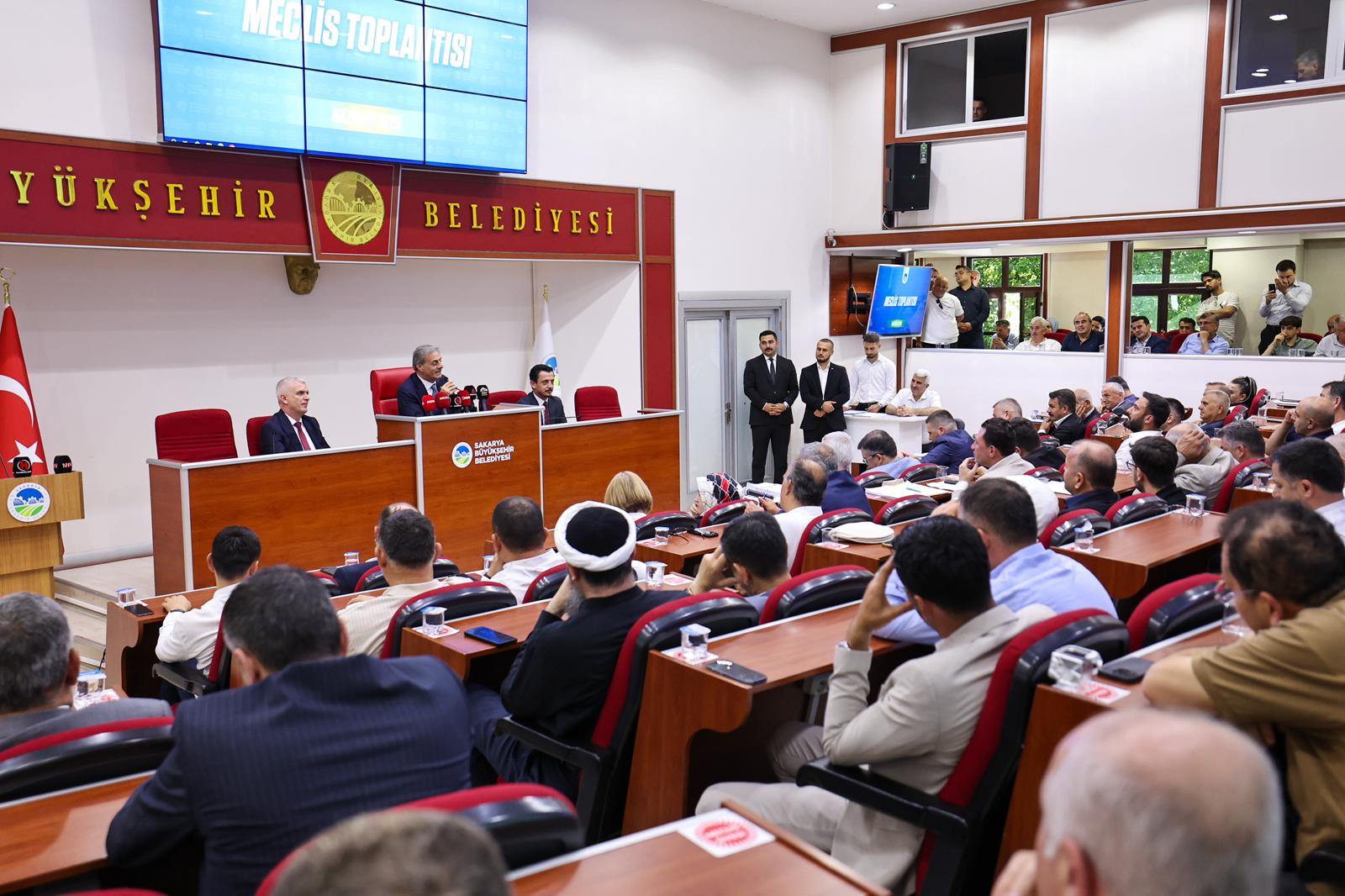 Dev yatırımlarla yepyeni bir Sakarya: “Şehrimizi daha güzel yarınlara hazırlıyoruz”