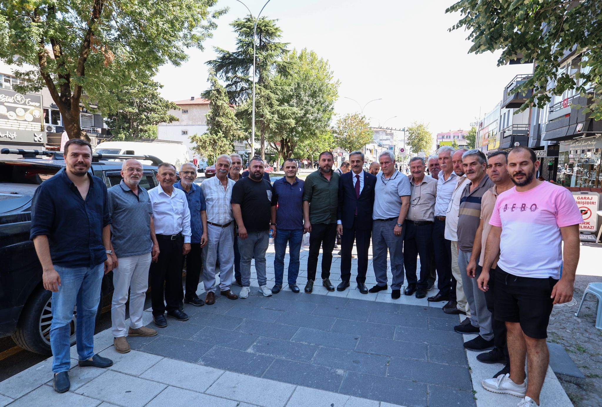 “Afetlere dirençli bir Sakarya için 24 saat mesai harcıyoruz”