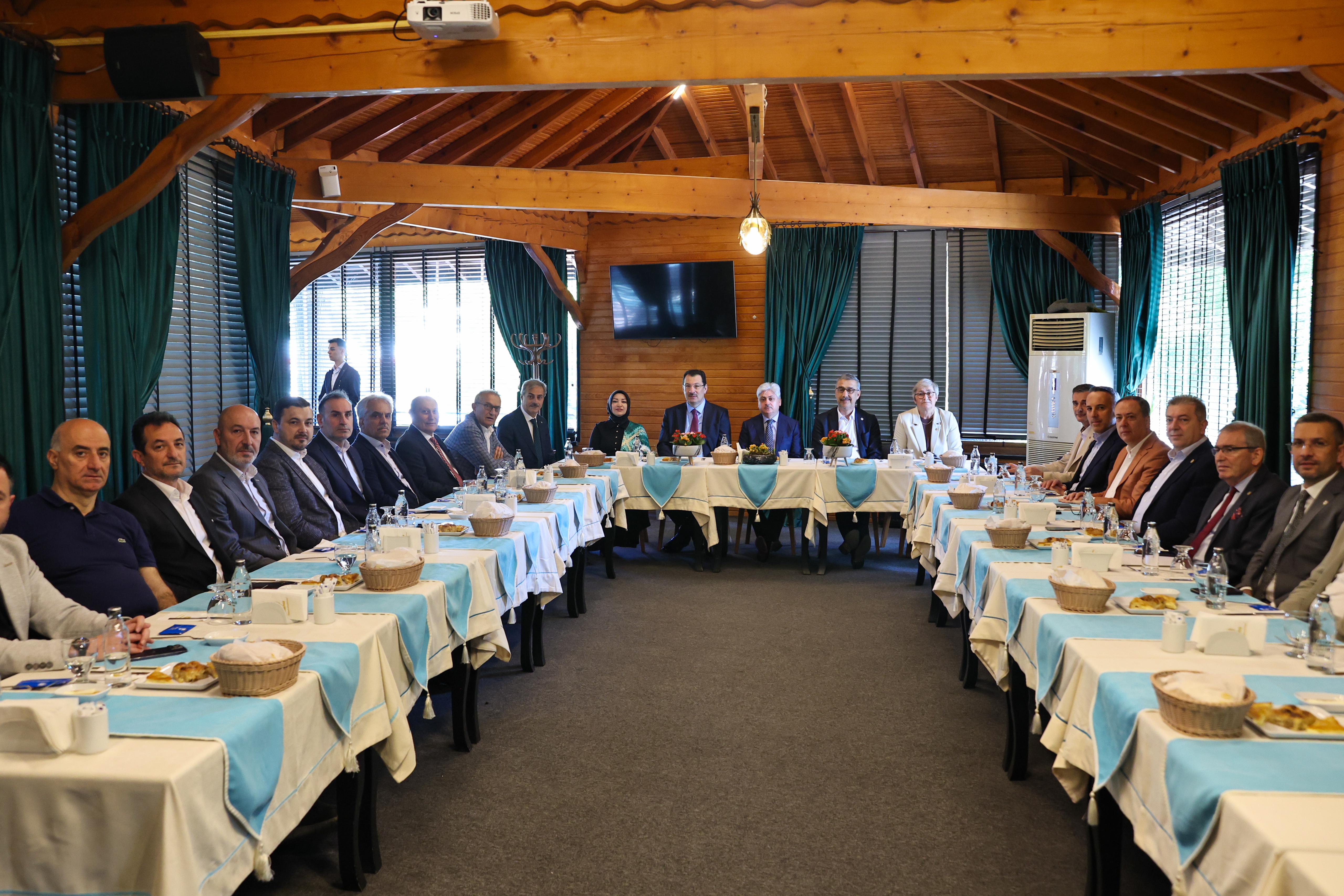 “Sakarya şehrin takımını hak ettiği yerlere taşıyacak güce de kabiliyete de sahiptir”