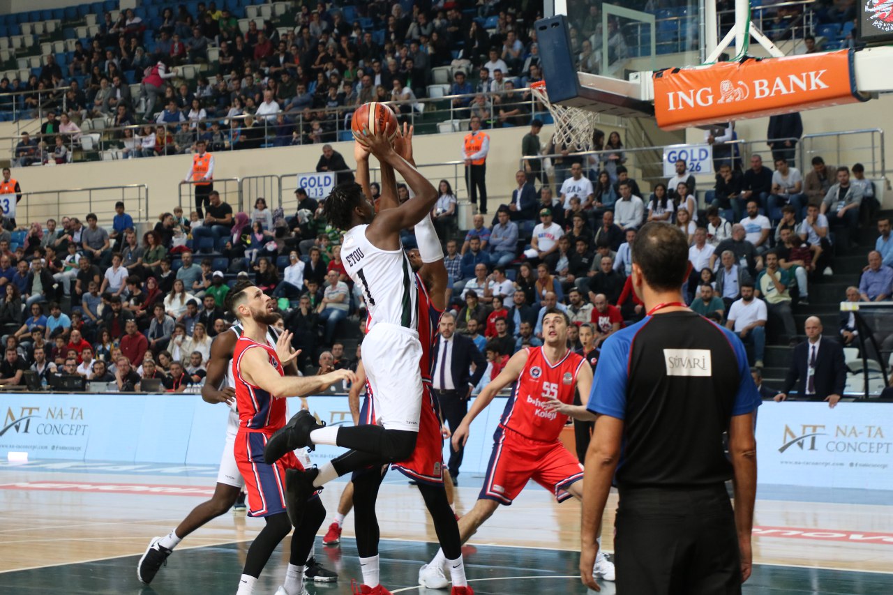 Büyükşehir’den Bahçeşehir’e 13 sayılık fark