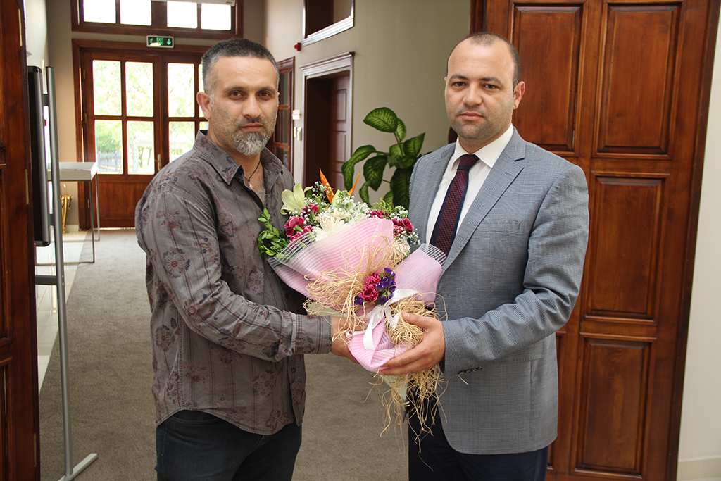 Karışık Tekniğin Modern Eserleri Galeri’de