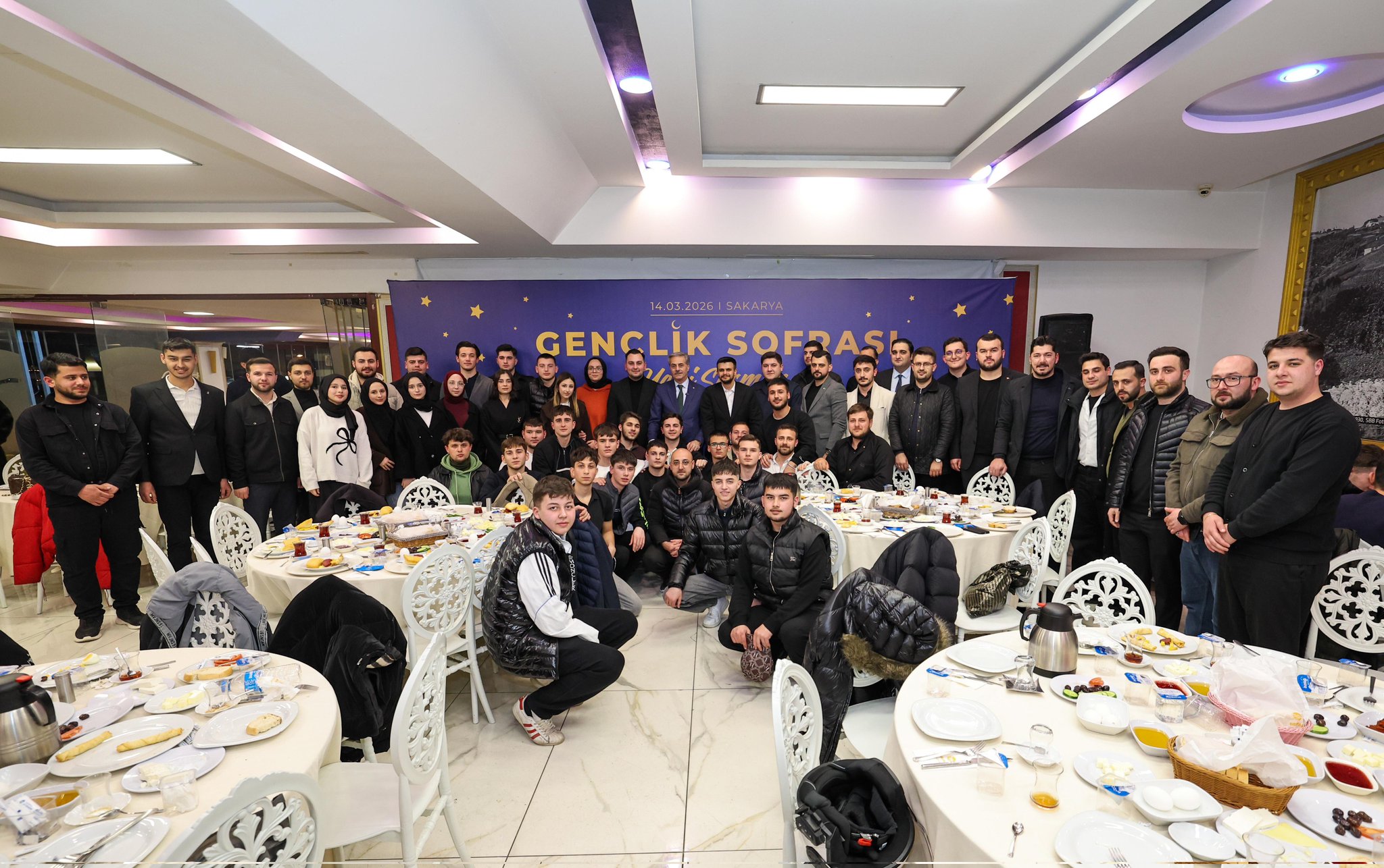 Başkan Yusuf Alemdar gençlere buluştu: “Gayemiz her alanda daha güçlü bir Sakarya’nın inşasıdır”