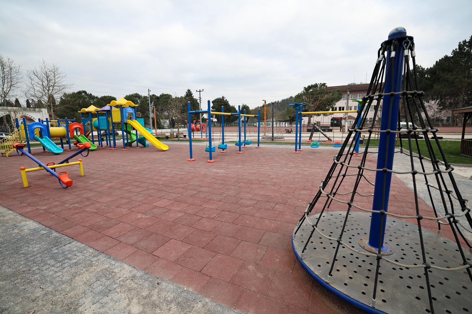 “Söğütlü’müzün yeni buluşma noktası Ritim Parkı kısa süre içerisinde hizmete alıyoruz” 