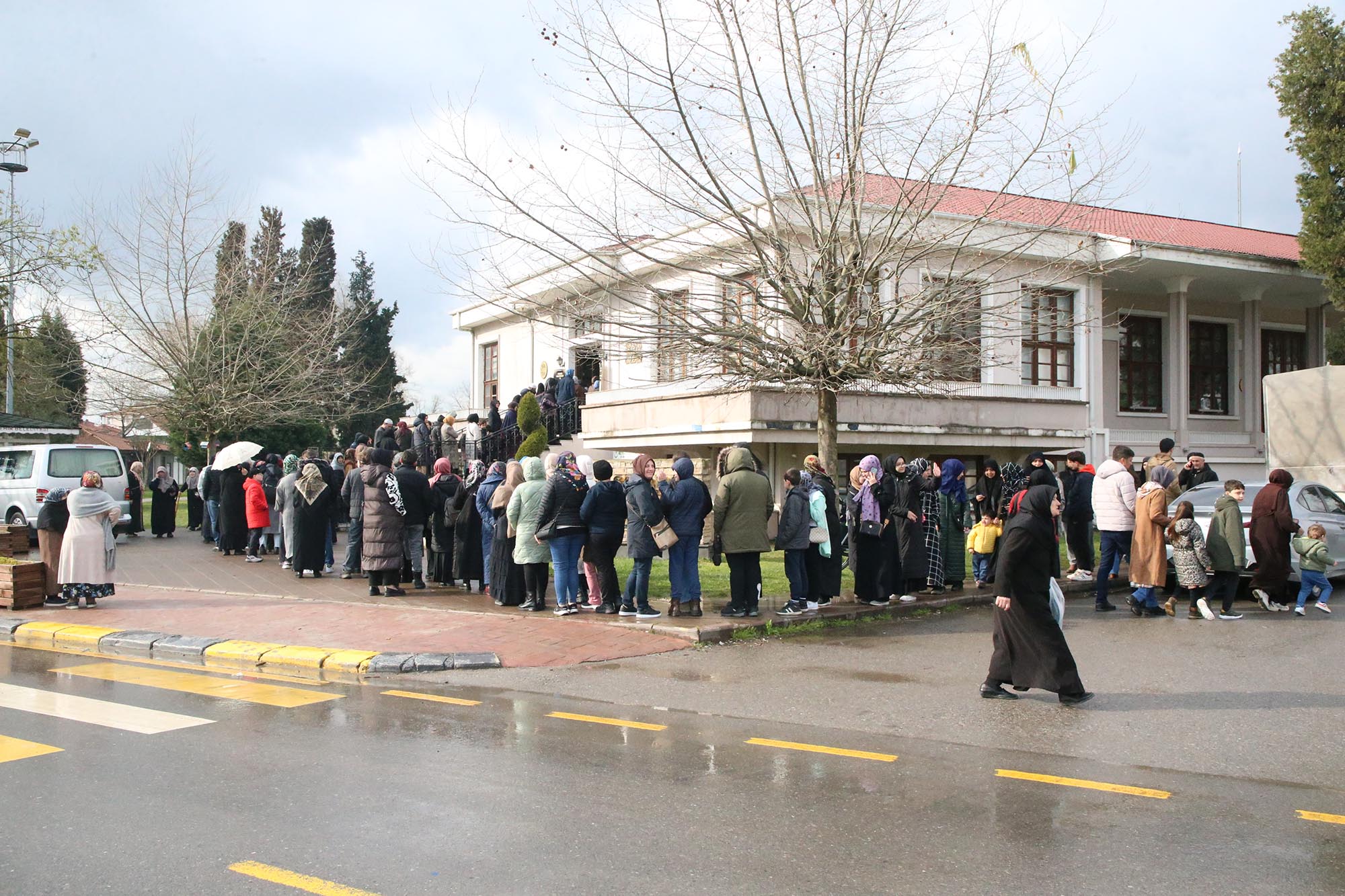 Hz. Muhammed’in mukaddes emanetleri binlerce Sakaryalının ilgi odağı oldu