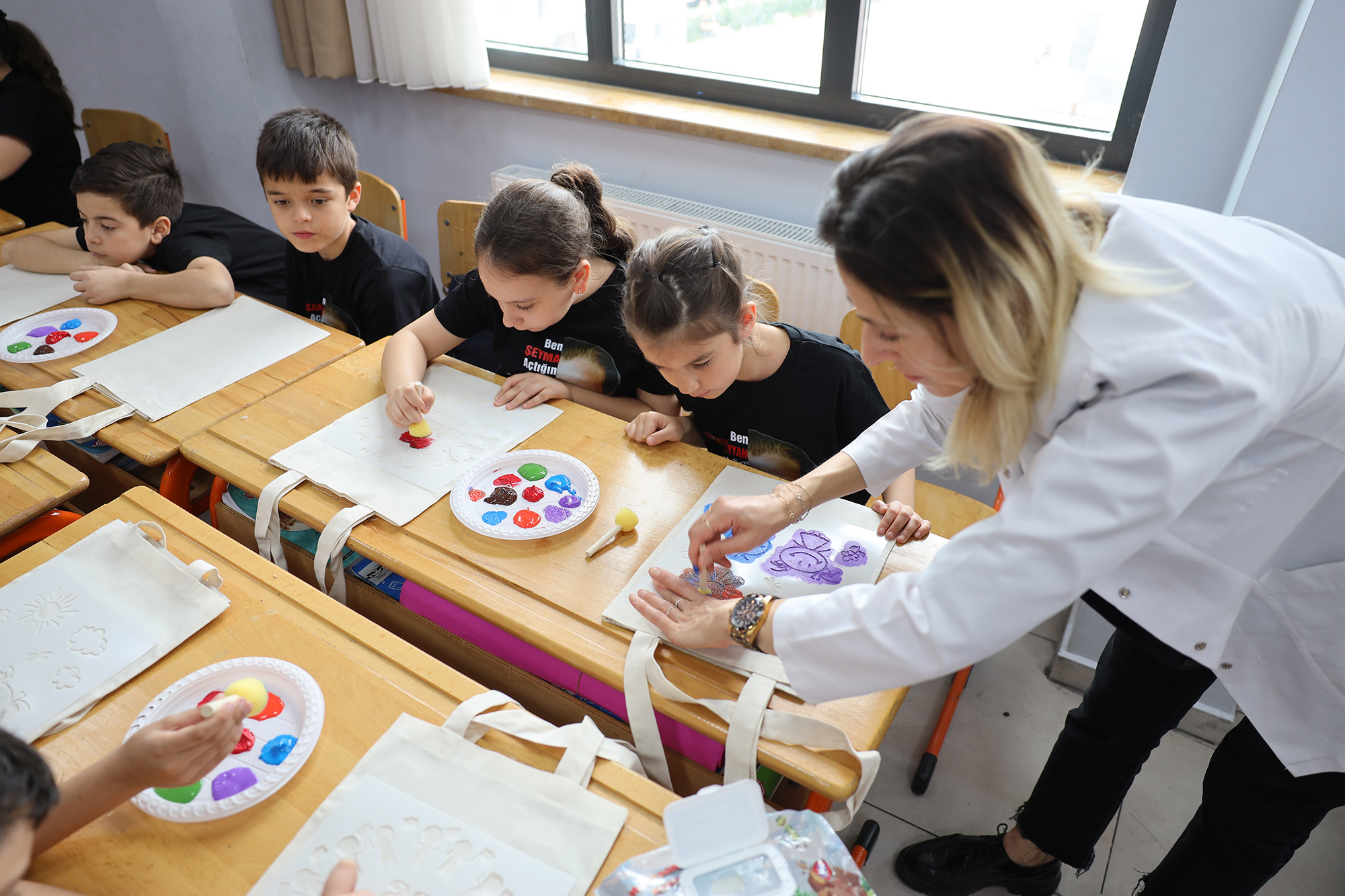 Büyükşehir’den 23 Nisan’da miniklere sanat dolu etkinlik