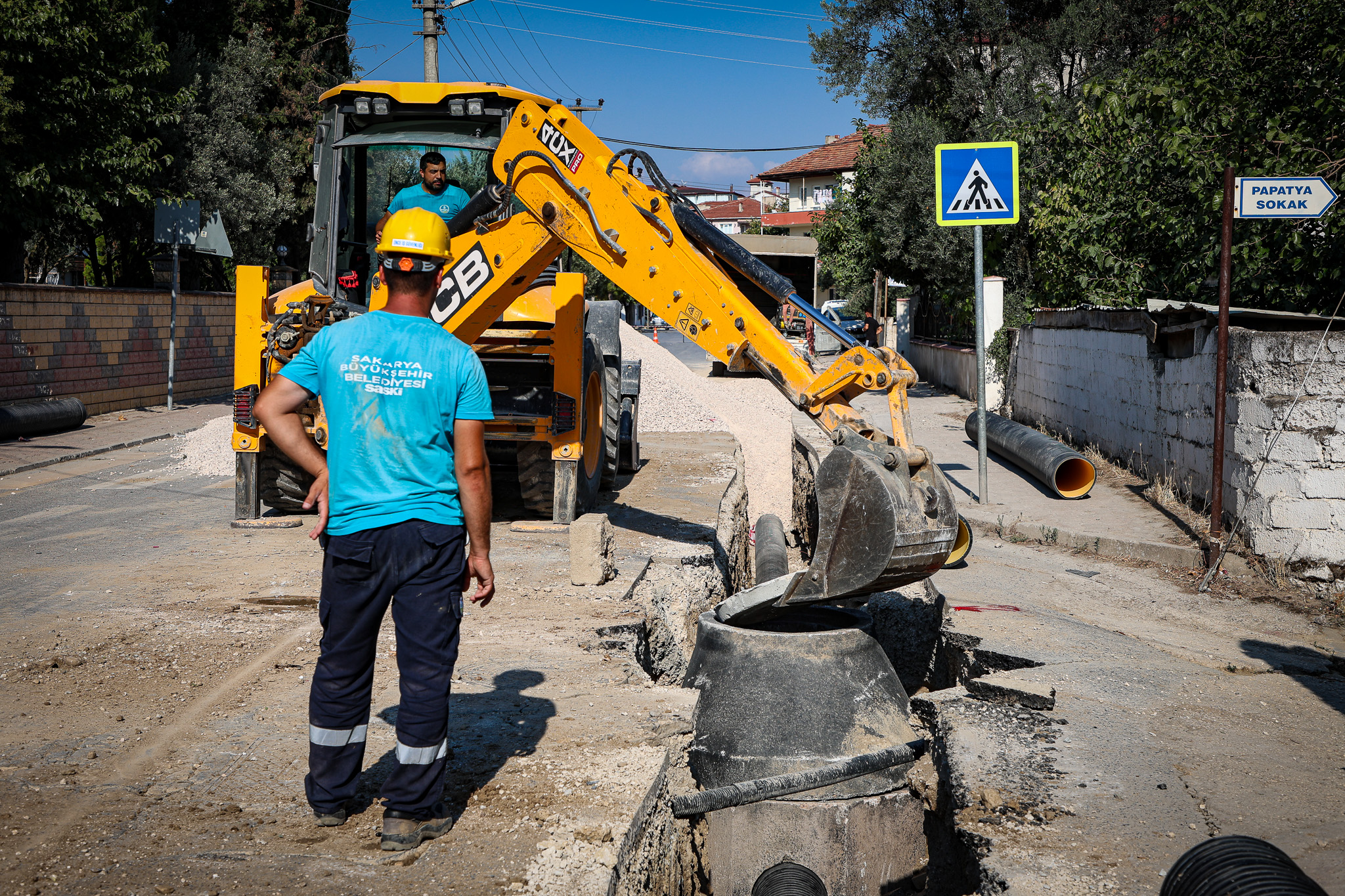 Pamukova Ankara Caddesi’nin yağmursuyu altyapısı yenileniyor