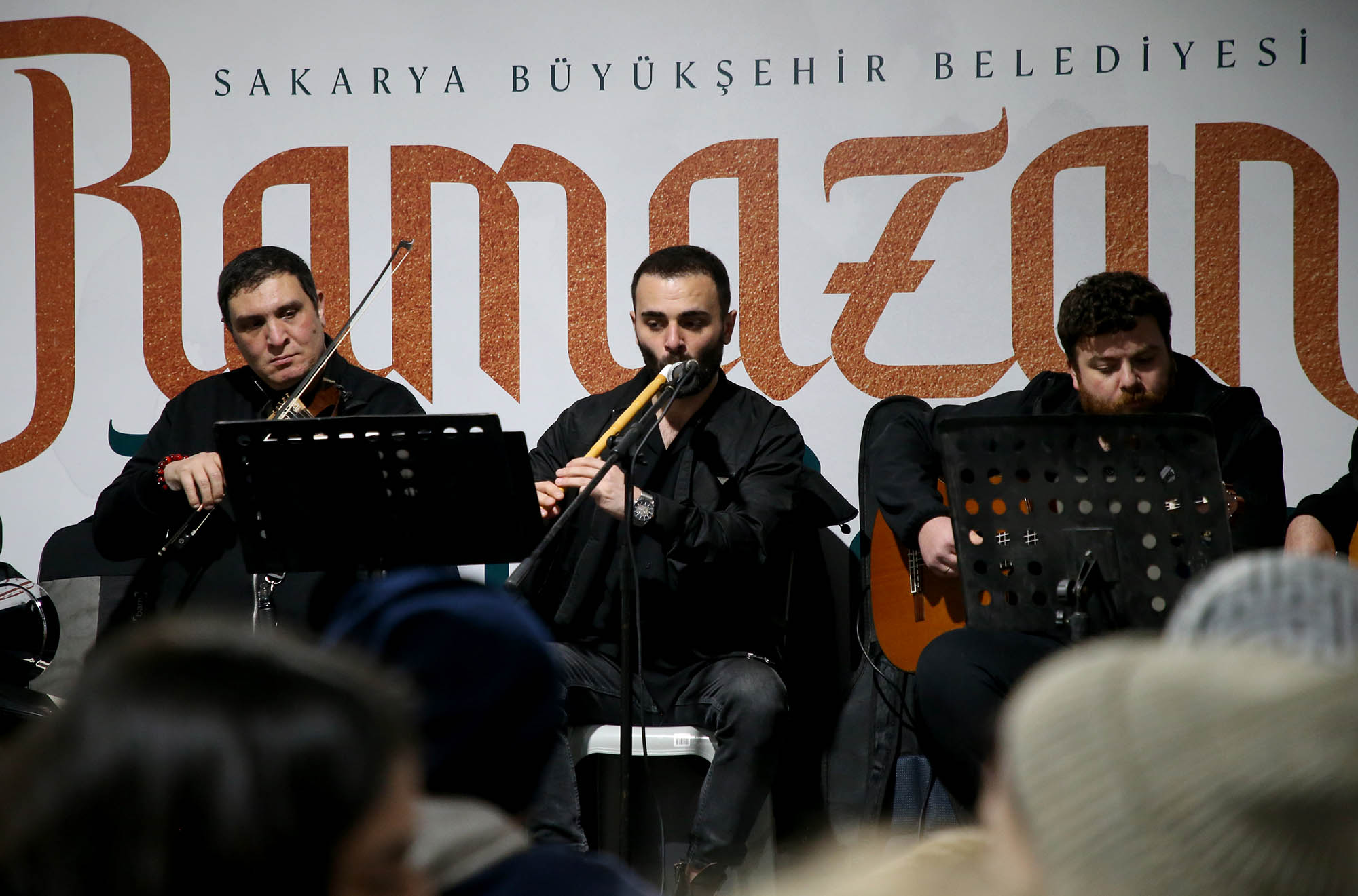 Büyükşehir Kent Orkestrası Ramazan Sokağı’nda kulakların pasını sildi