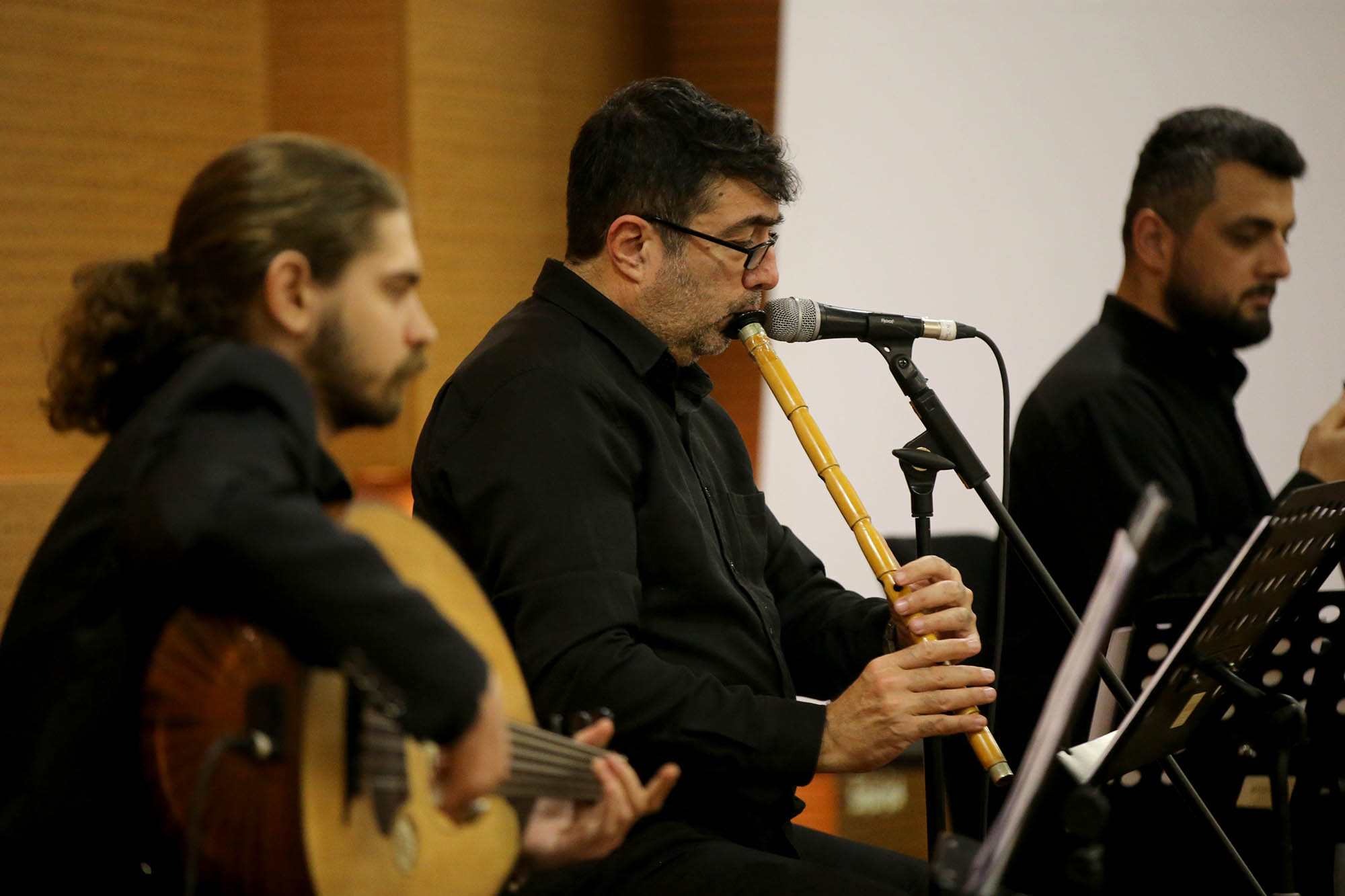 İz bırakan Mevlevi Nezih Uzel’ın hatırasını yaşatan gece: Tınılar arasında yolculuğa çıktılar