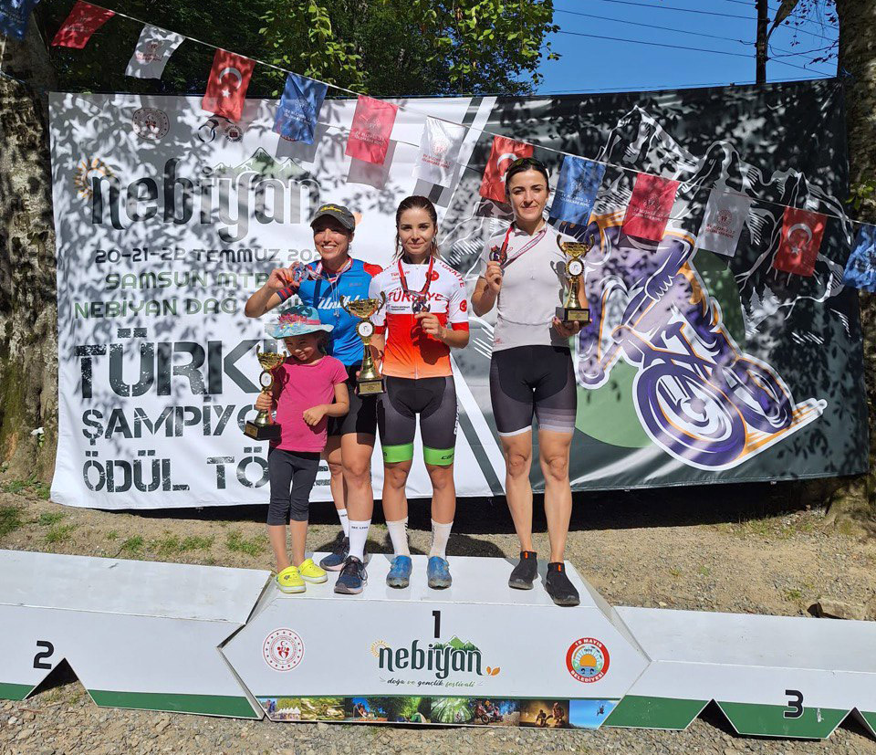 Büyükşehir’in başarılı pedalları podyumu boş bırakmadı