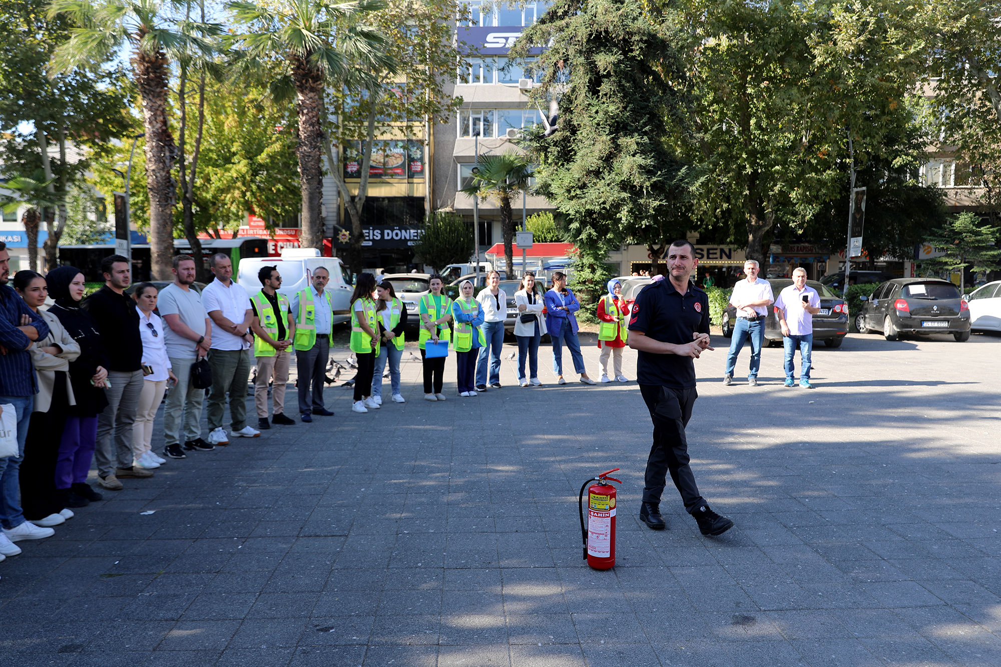 Büyükşehir çalışanları ‘ateşe müdahaleyi’ öğrendi