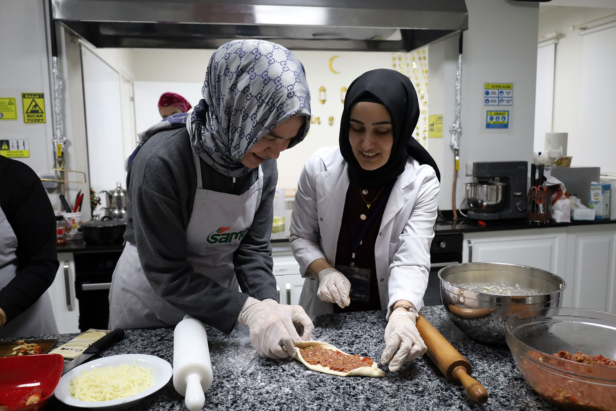 Ramazan’ın geleneksel lezzetleri SAMEK mutfağında hazırlandı