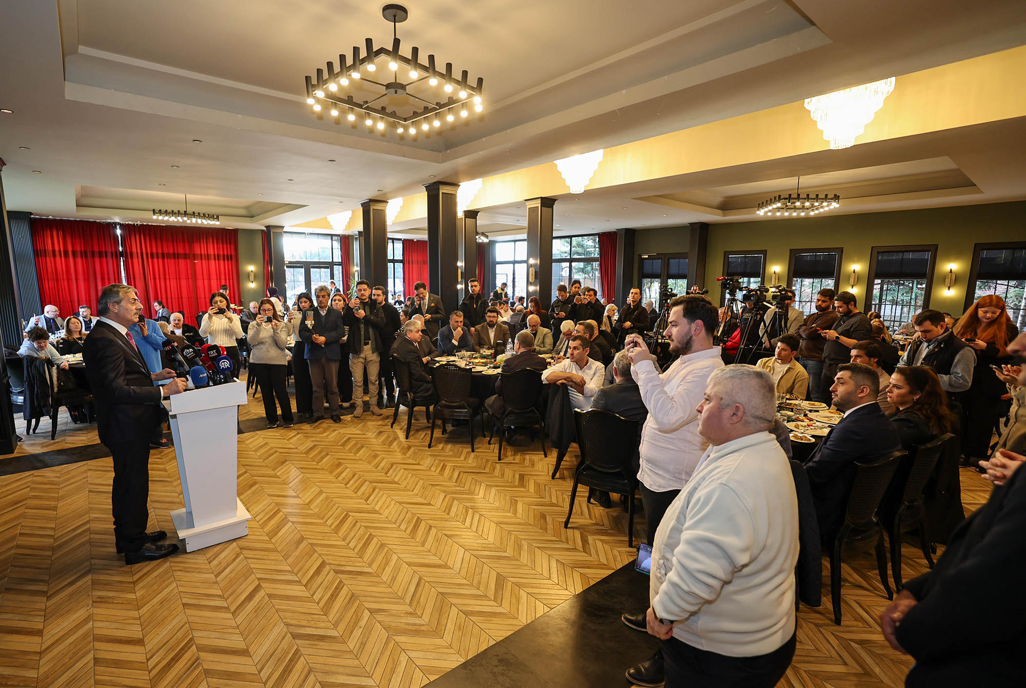 Başkan Alemdar Gazeteciler Günü’nde dönüşümde önemli bir gelişmeyi paylaştı: “Hak sahipleriyle görüşmeler başlıyor”