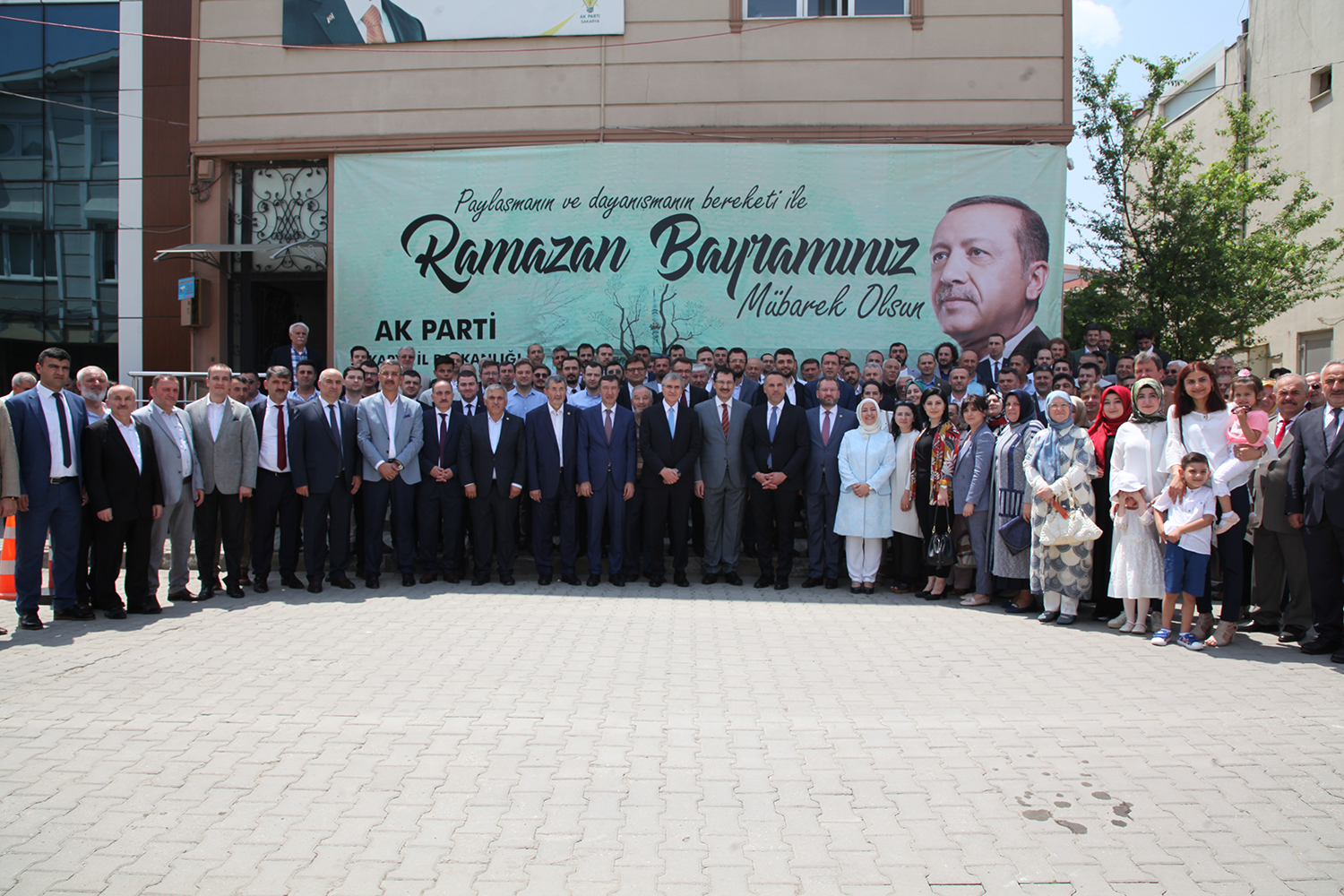 “Bayramlar birlik ve beraberliğin güçlendiği zamanlardır”