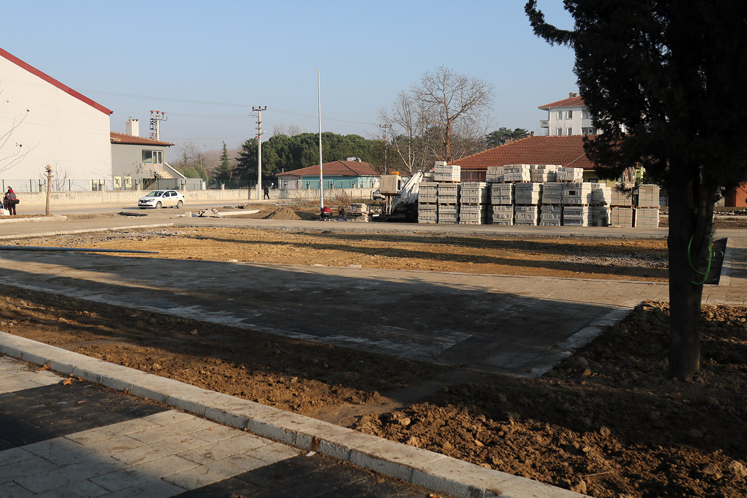 Büyükşehir Arifiye’nin çehresini değiştiriyor