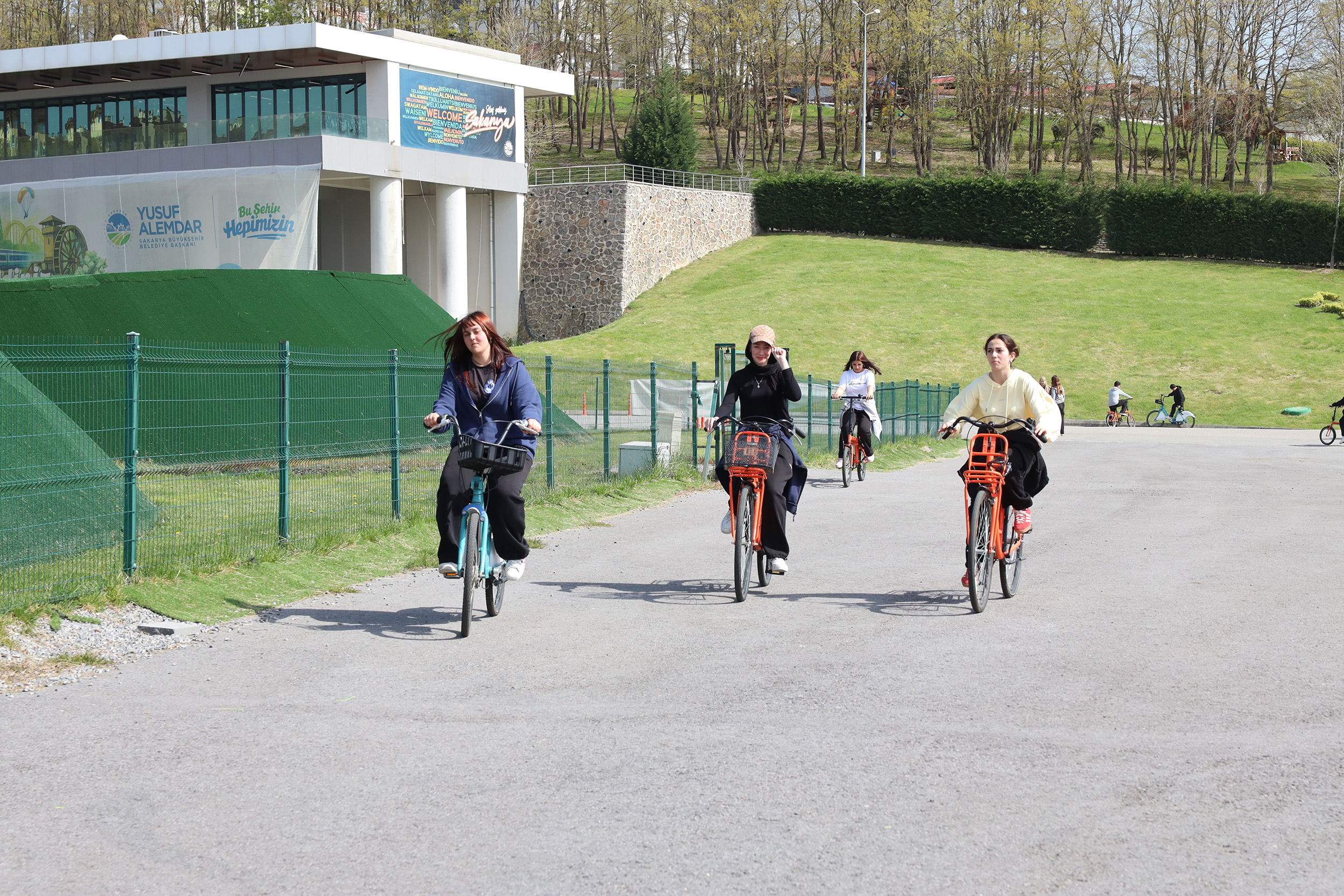 Bisiklet Vadisi’nde liselilere bilim ve sanat dolu etkinlik