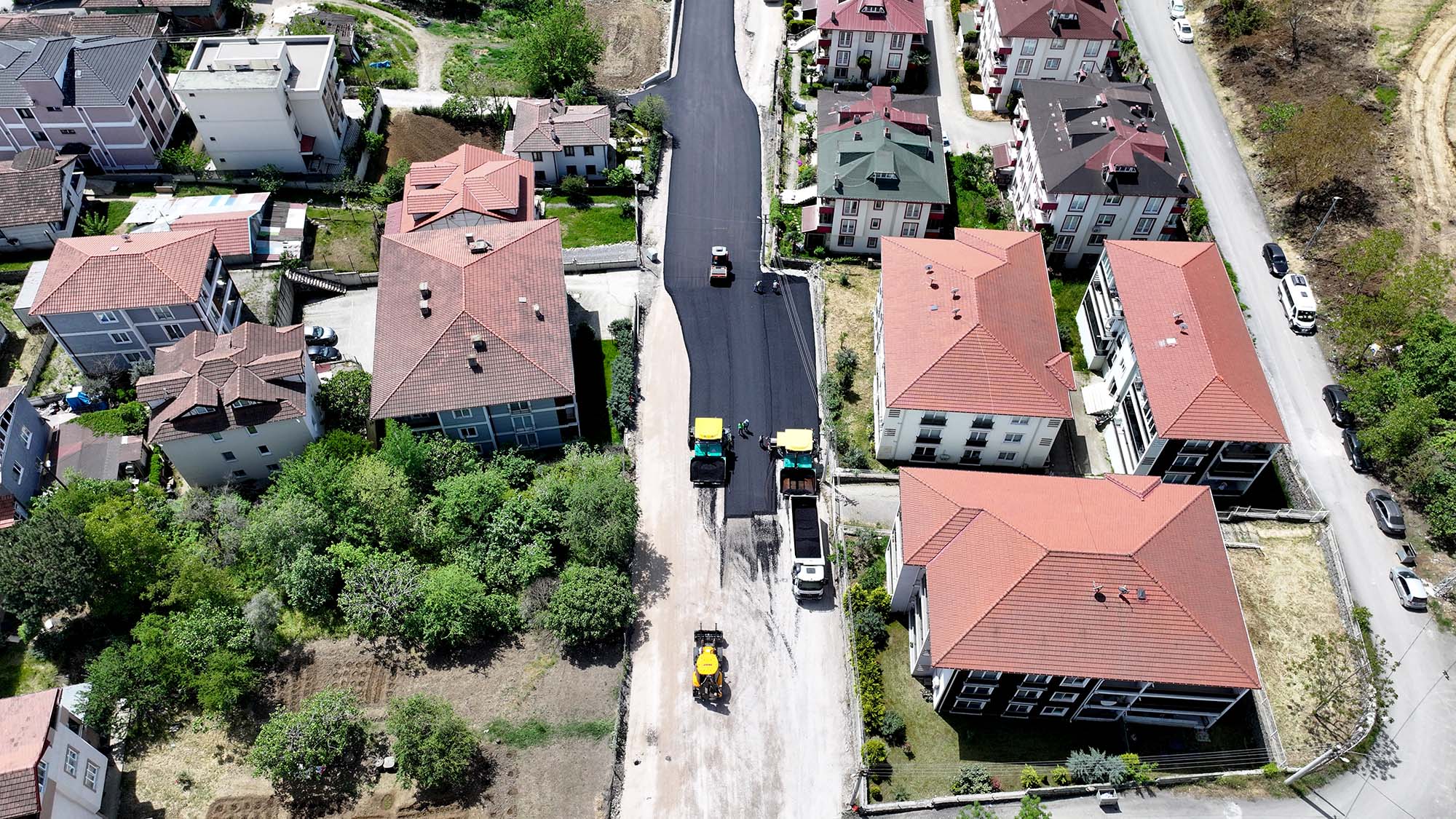 Serdivan’da sürücülere nefes aldıracak yeni kaçış güzergahı açılıyor: Asfalt işlemi başladı