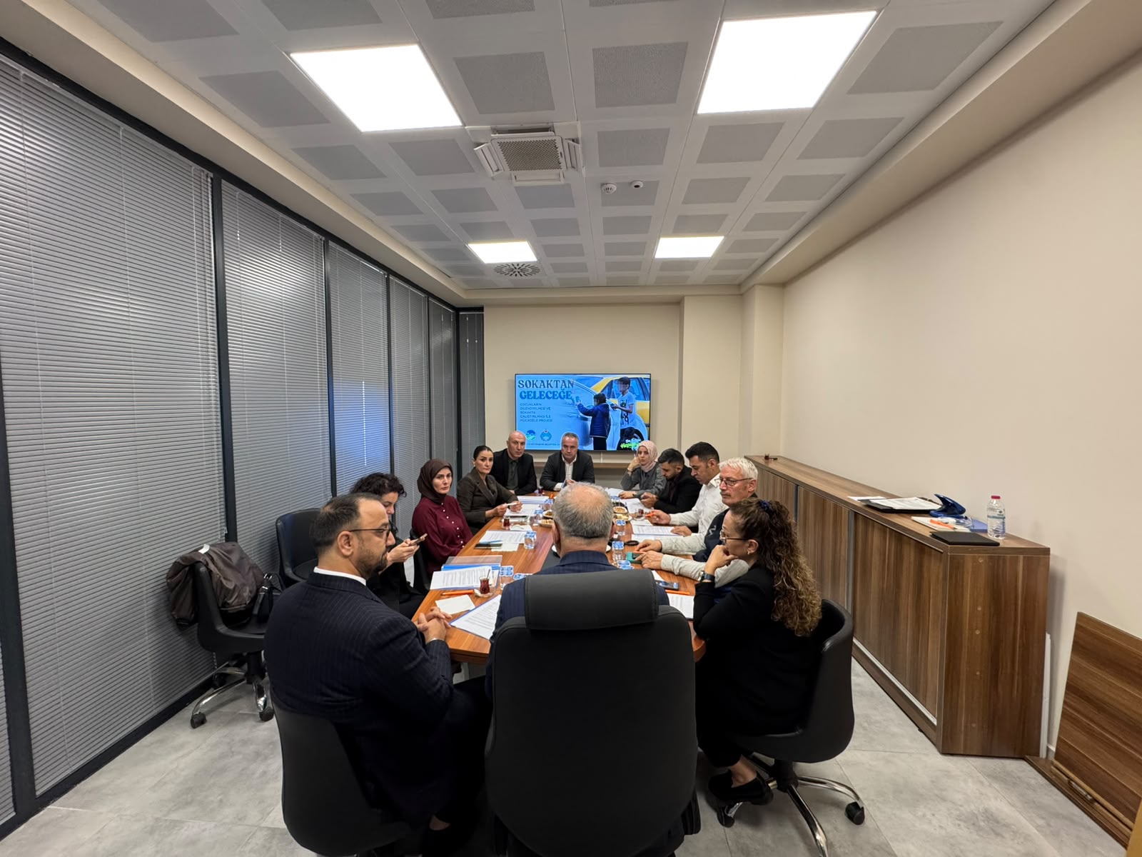 Büyükşehir “Sokaktan Geleceğe” projesiyle çocuklar için ortak mücadele başlattı