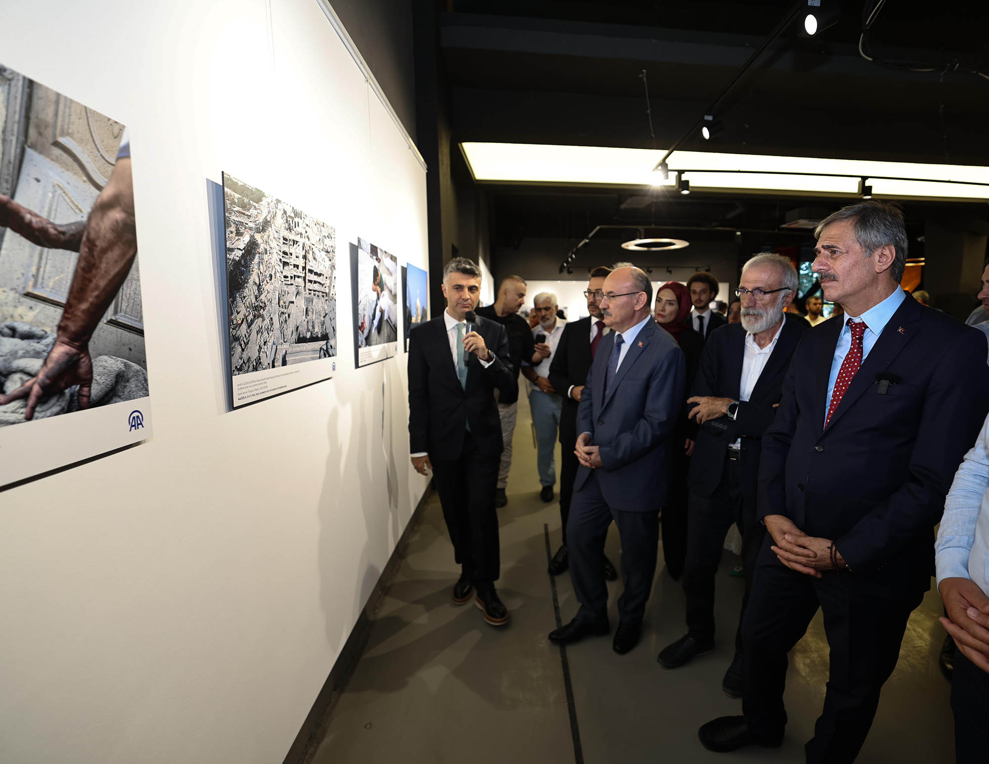 “Kanıt kitabı insanlığa çok büyük bir ders olacak”