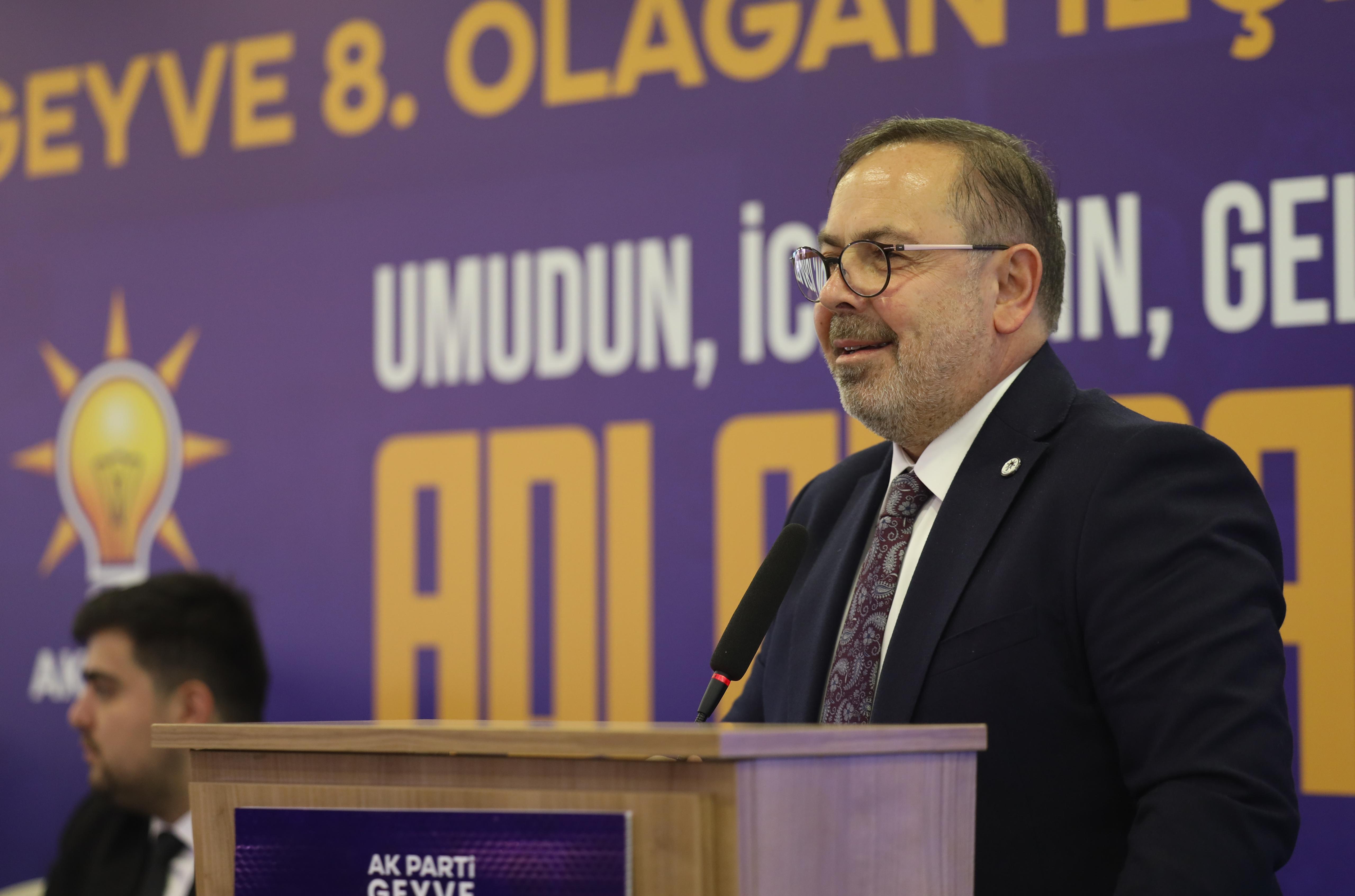 “Her alanda güçlü bir Sakarya için hızla çalışmalarımızı sürdürüyoruz”