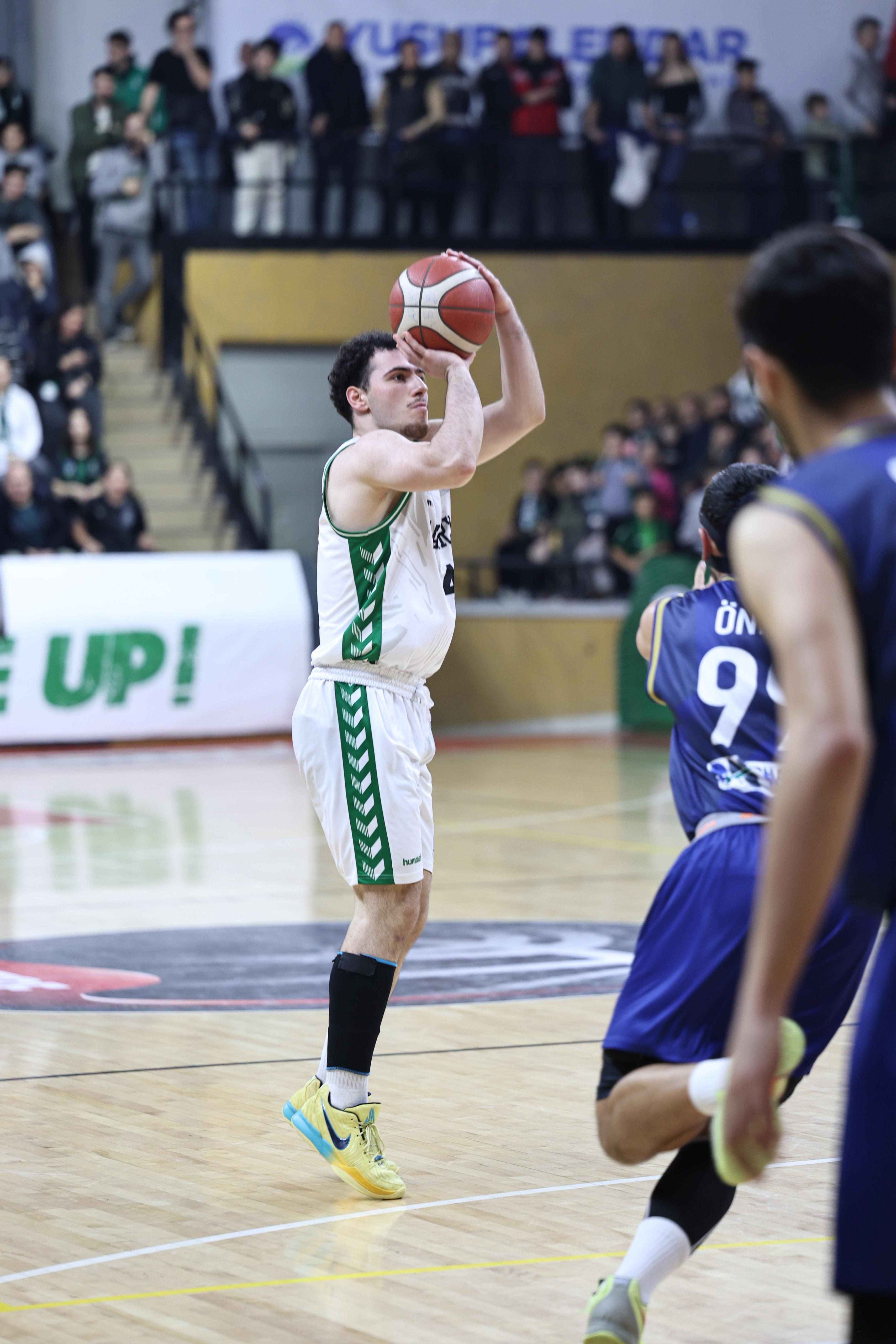 Basketbol, namağlup serisini 9 maça çıkardı: 80-63