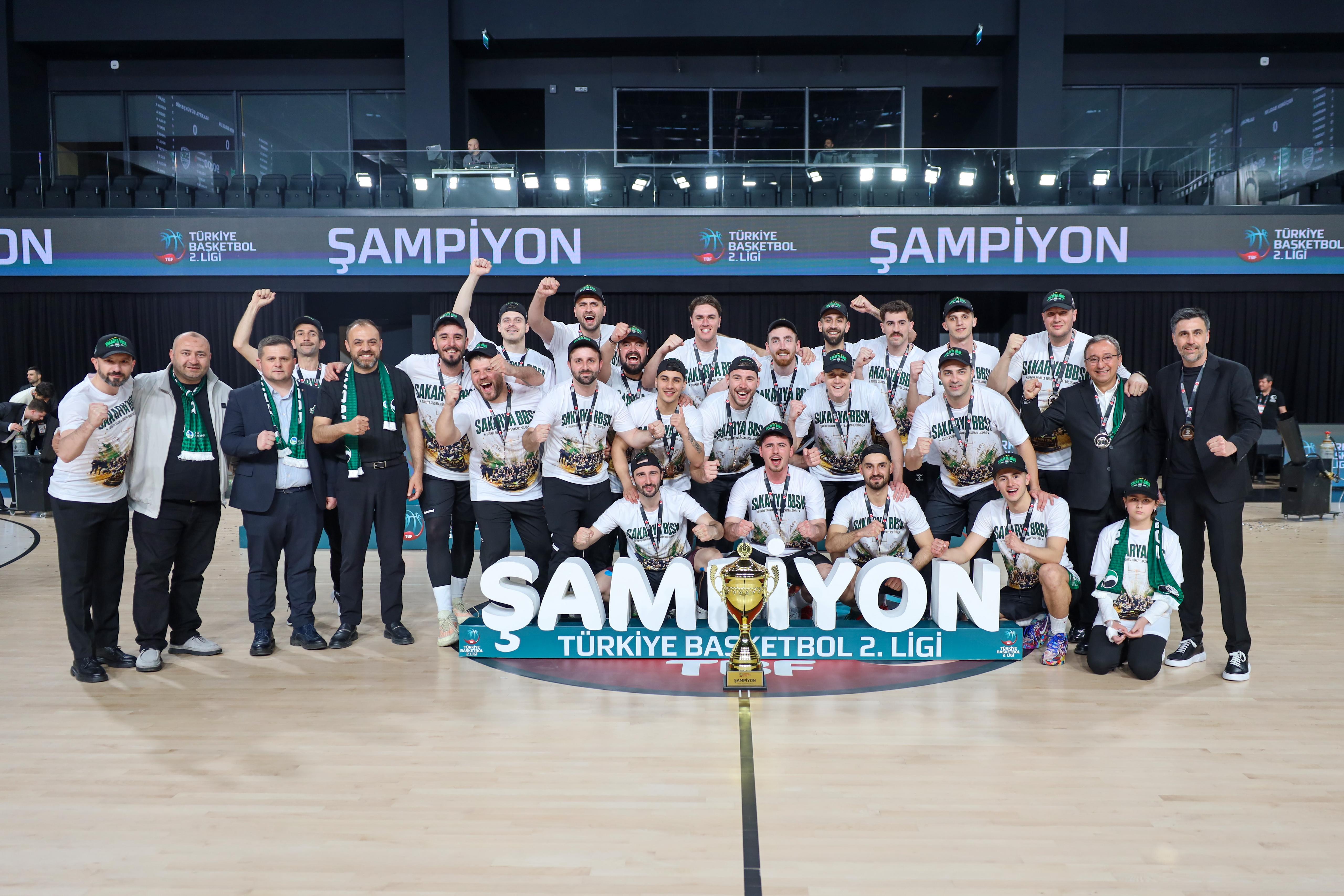 Şampiyon Büyükşehir Basketbol!