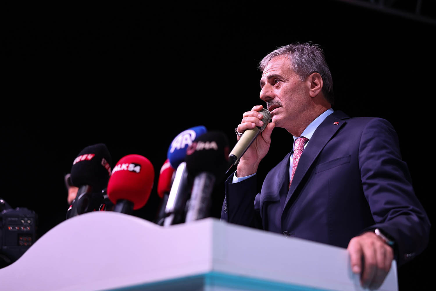 Yusuf Alemdar 15 Temmuz gecesini anlattı: “Hainlerin saçtığı karanlık Sakarya’nın destanıyla aydınlandı”