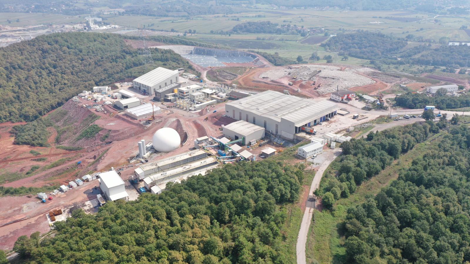 Terminal GES hizmet binalarına elektrik üretiyor