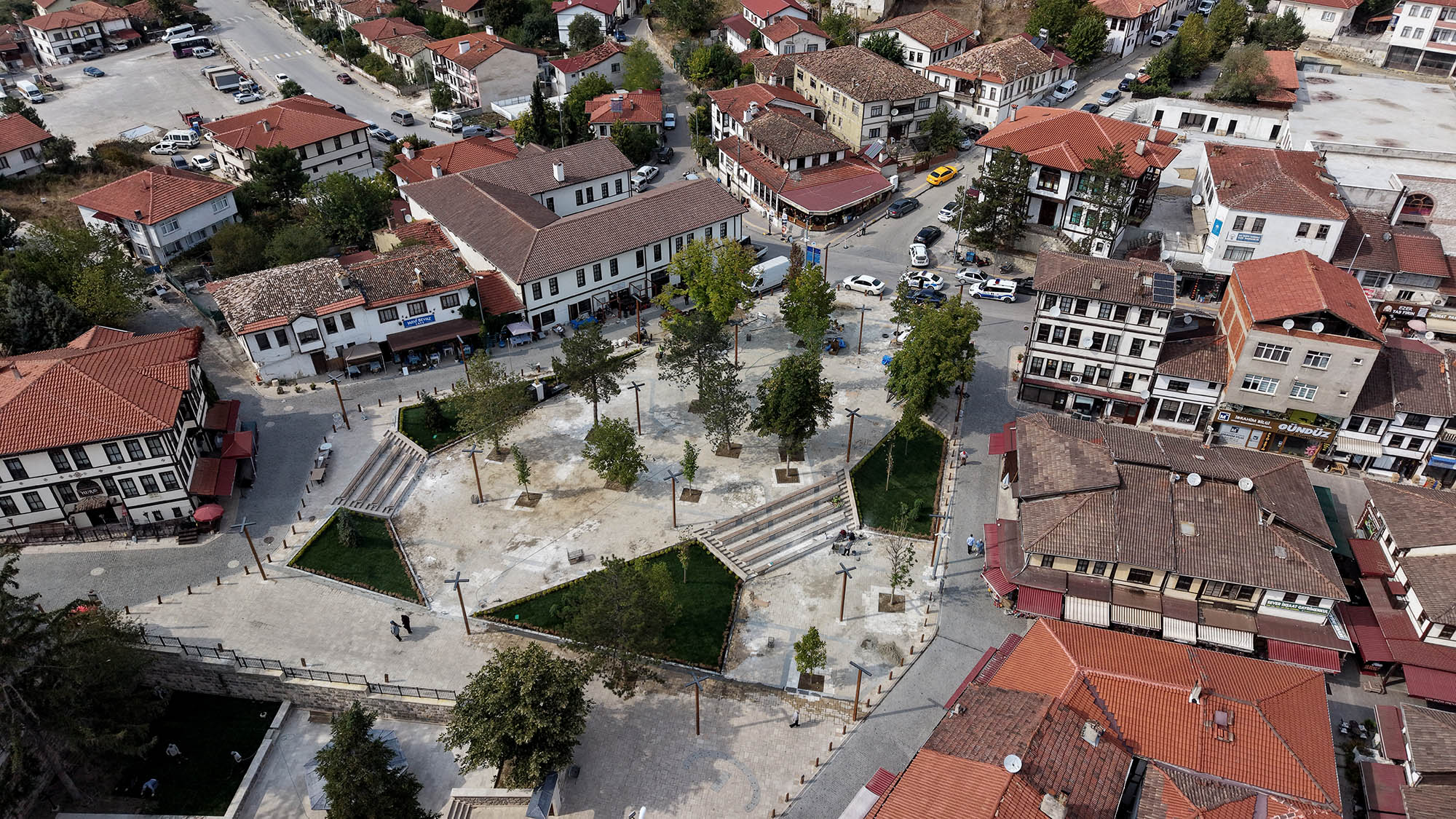 Şehrin turizm rotası Taraklı’ya 4 ayrı projeyle yepyeni bir yüz: Yeni yaşam alanları hızla tamamlanıyor