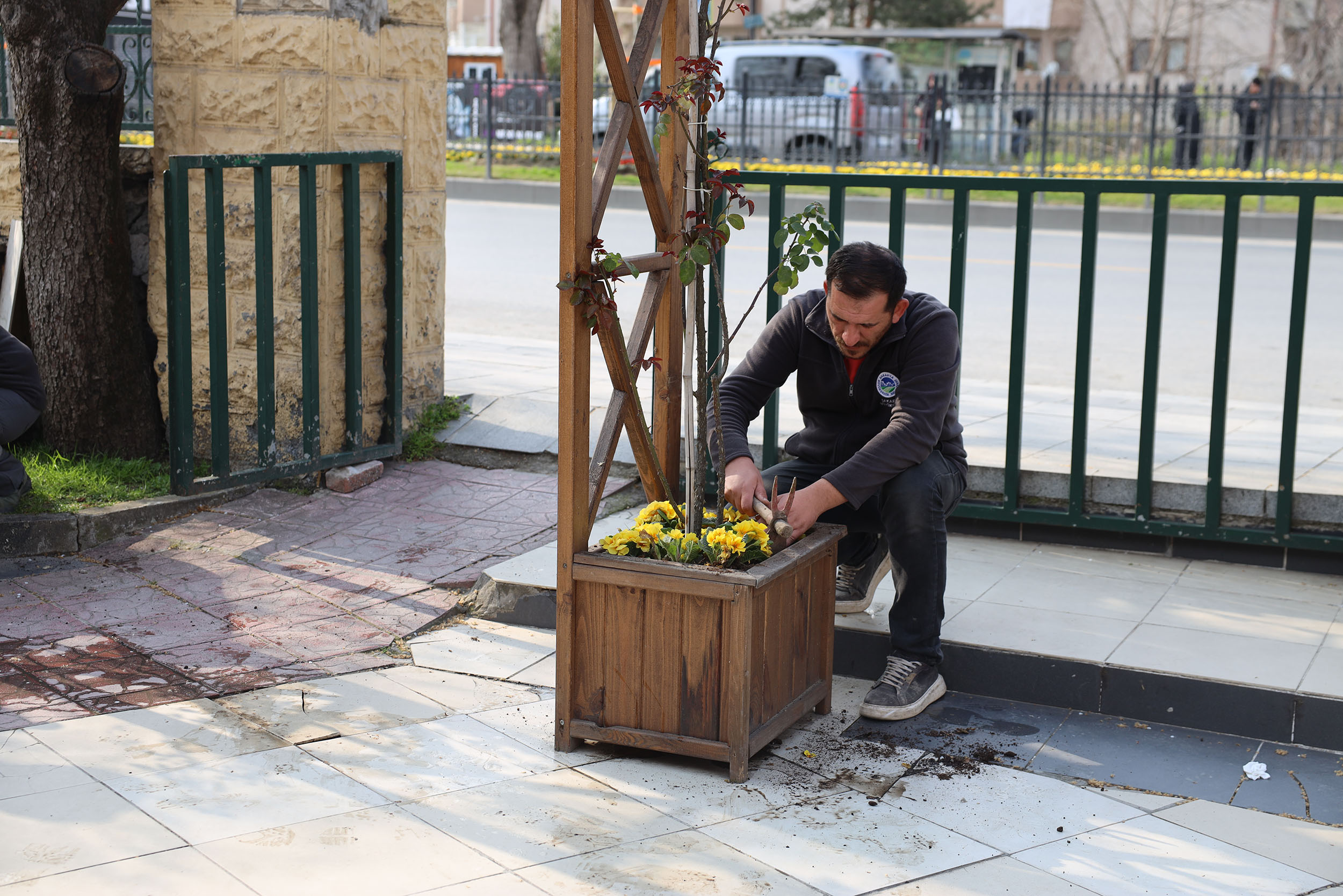 Sakarya bayram için Büyükşehirle çiçek açtı: Bayramı da baharı da rengarenk karşılıyor