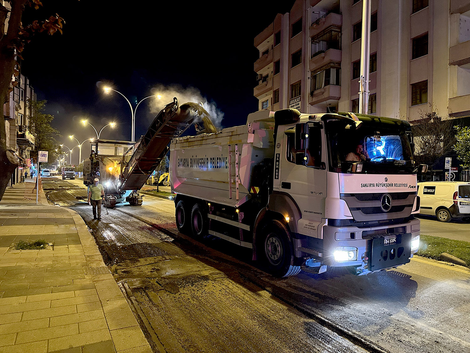 Saraybosna Caddesi’nde yenileme çalışmaları tamamlandı