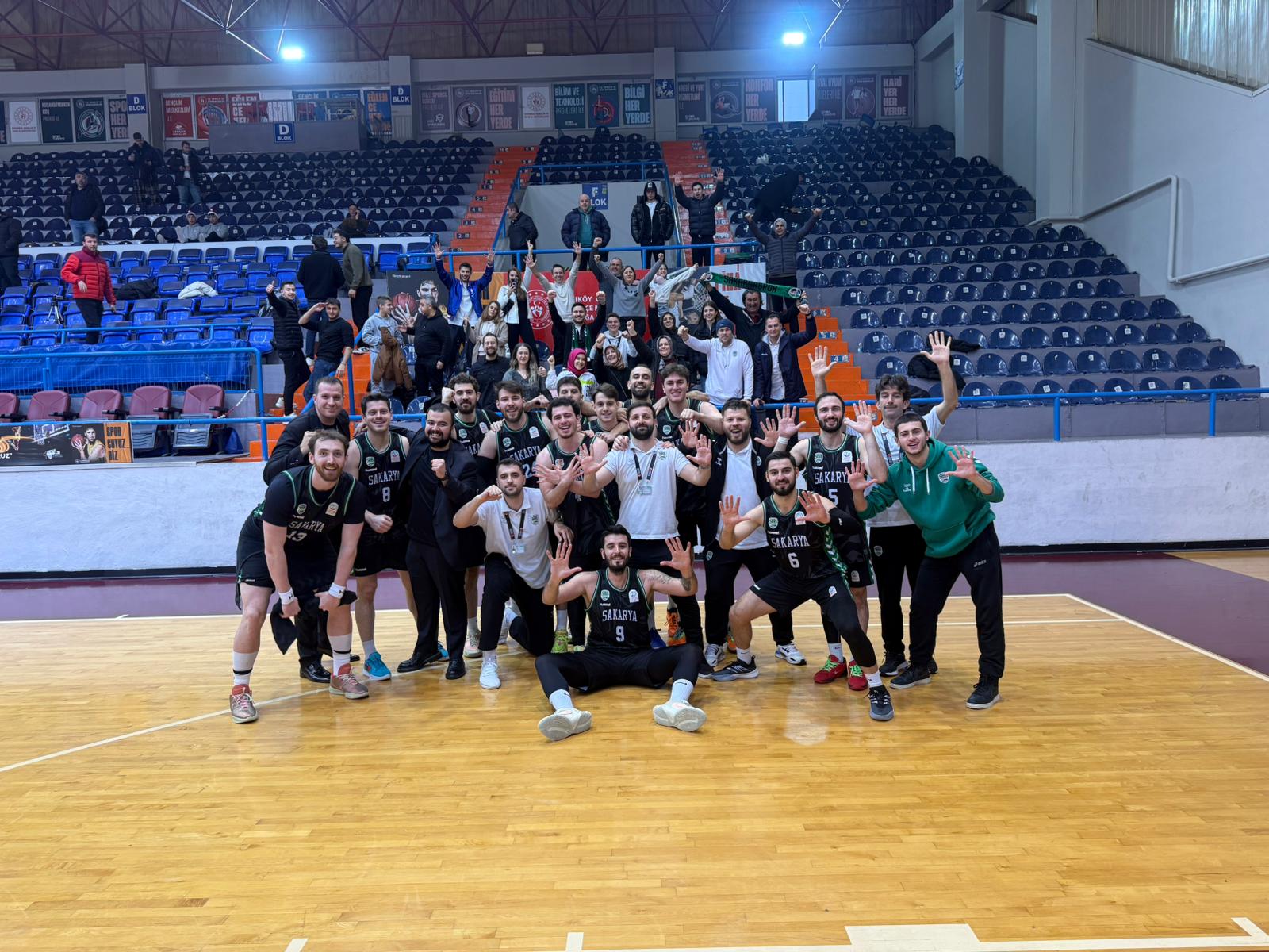 Namağlup Büyükşehir durmuyor: 10’uncu zaferlerini İstanbul’da aldılar