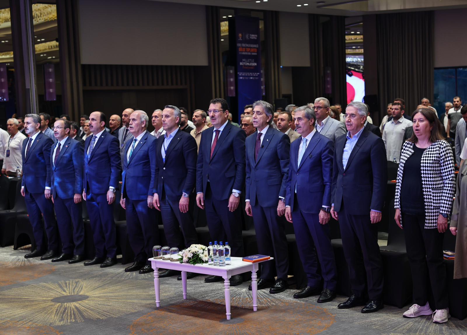16 şehir, 111 belediye başkanıyla AK Parti’nin hizmet neferleri Sakarya’da