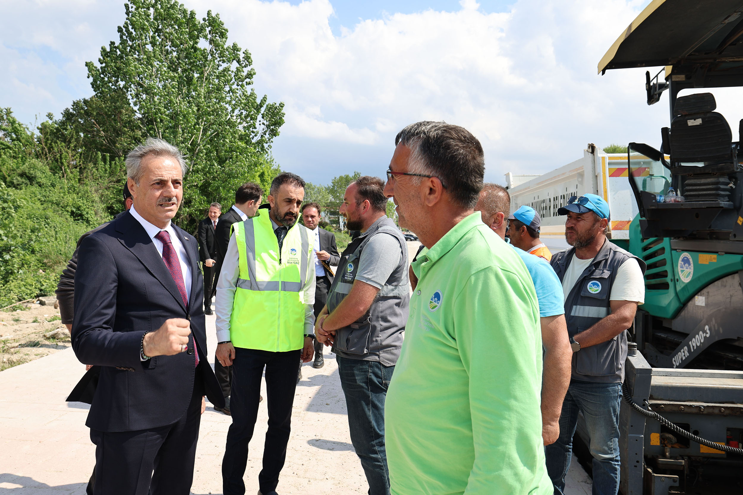 Sakarya’nın merkezine yeni koridor, yeni bir soluk geliyor: “Kesintisiz ulaşım yakında inşallah başlıyor”