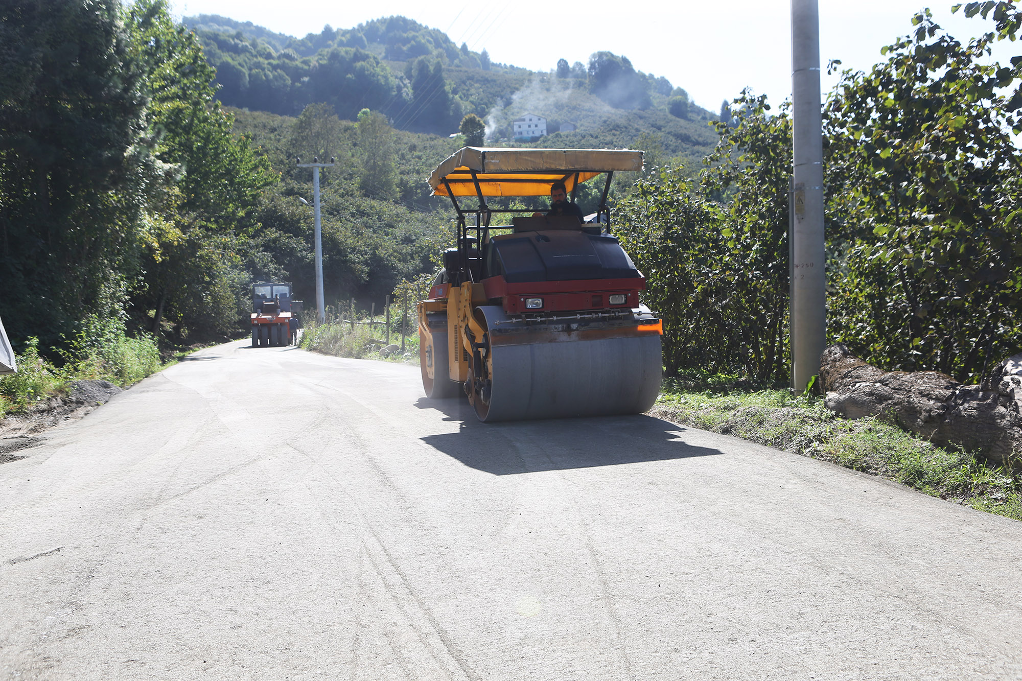 Büyükşehir’den 5 mahalleye beton yol
