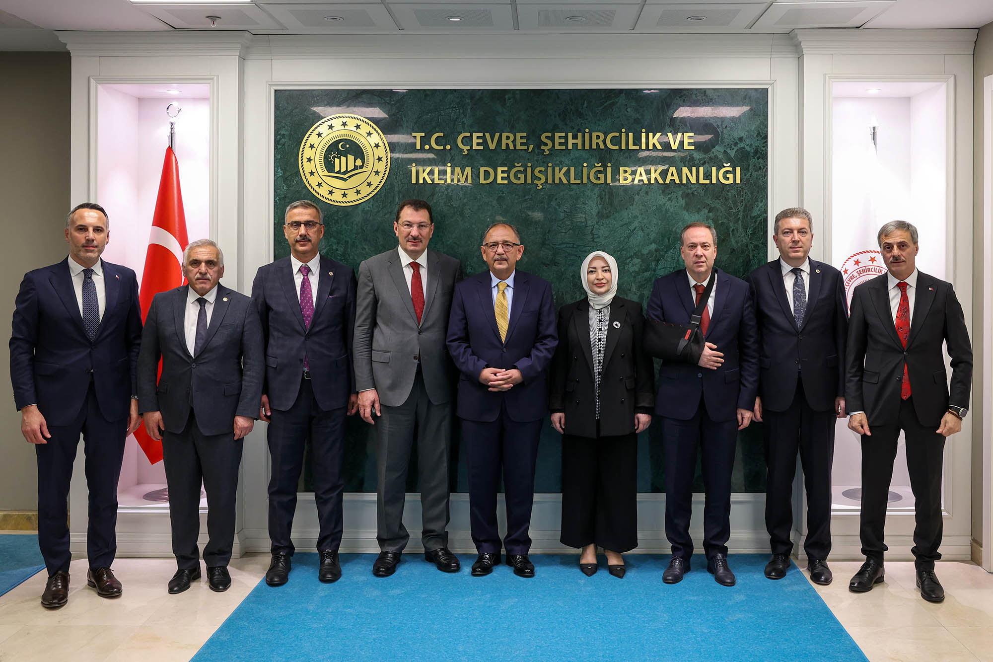 Alemdar ve Sakarya heyeti Bakan Özhaseki ile Sakarya’yı konuştu: “Şehri geleceğe sağlam adımlarla hazırlayacağız”