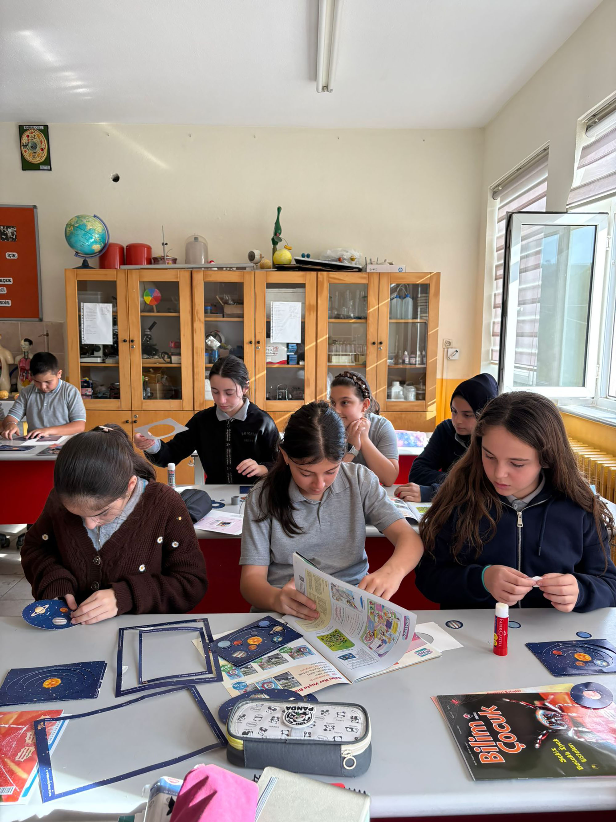 Bilimin renkli dünyasına adım attılar