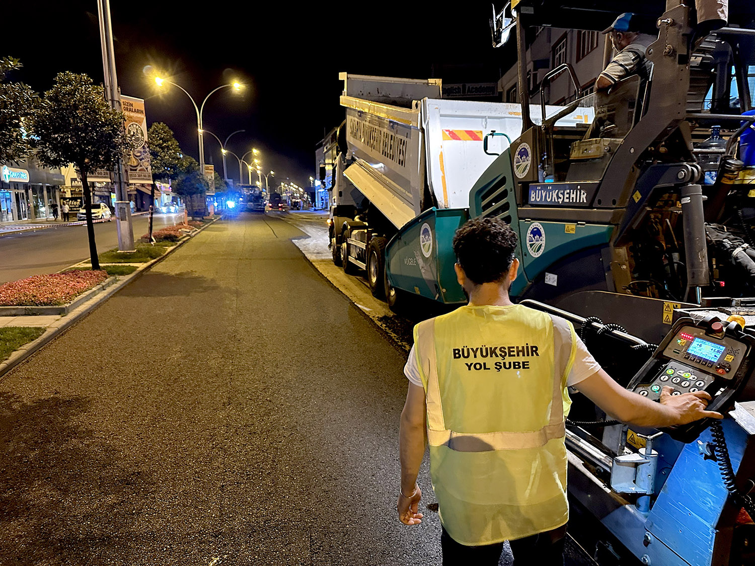 Saraybosna Caddesi’nde yenileme çalışmaları tamamlandı