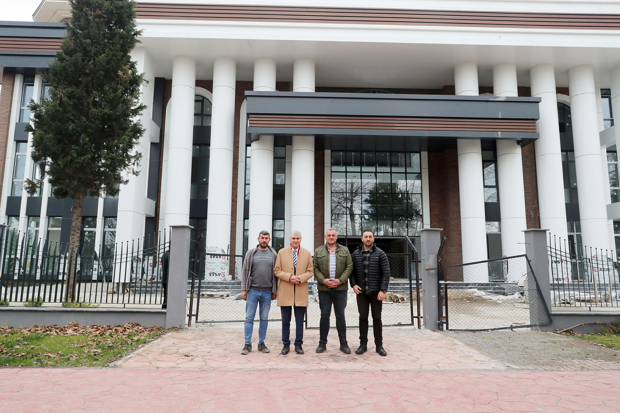 Sakarya’nın en donanımlı eğitim binası gün sayıyor: Yüce son durumu paylaştı