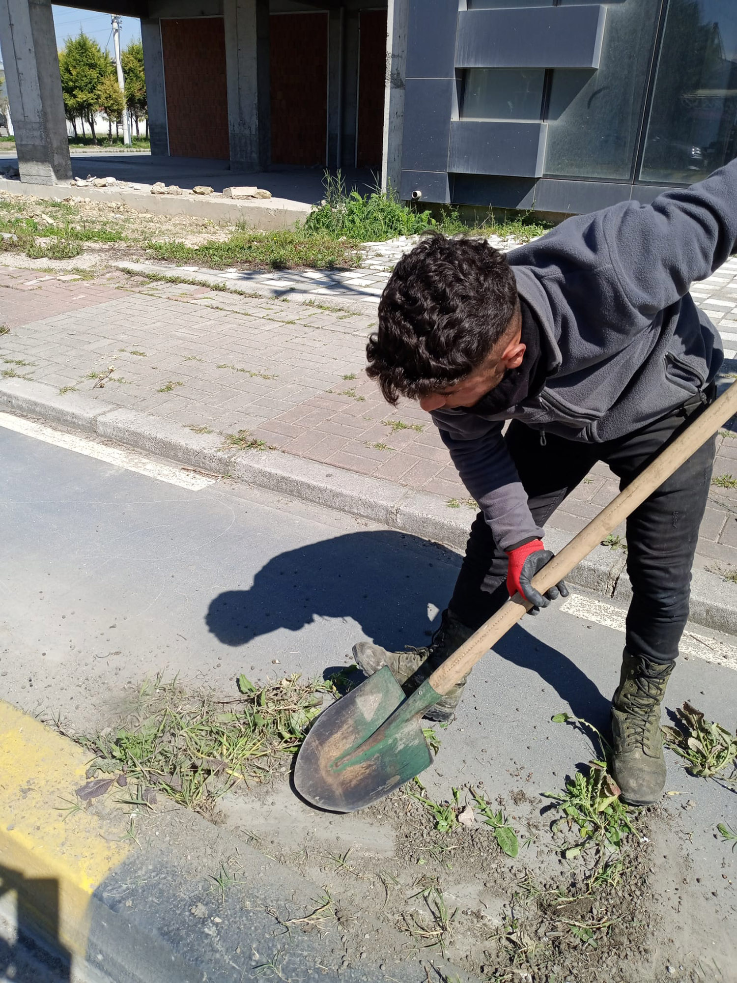 Bisiklet yolları yaza hazırlanıyor