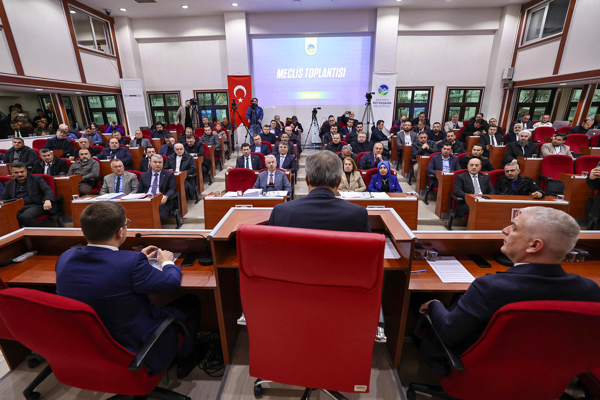 Yusuf Alemdar’dan mecliste dönüşümle ilgili net mesaj: “Kararlıyız bu yoldan dönmeyeceğiz”
