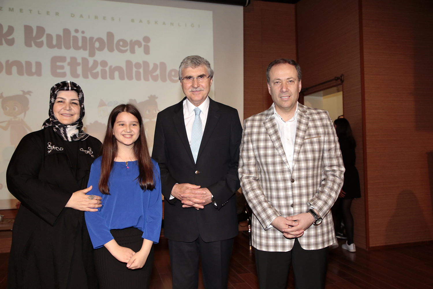 “Kültürüne sahip çıkan nesiller yetiştirmeliyiz”