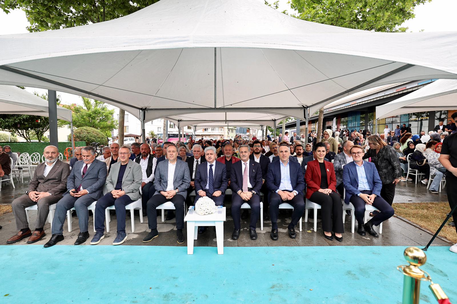 “Üretmenin ve sanatın birleştirici gücünü desteklemeye devam edeceğiz”
