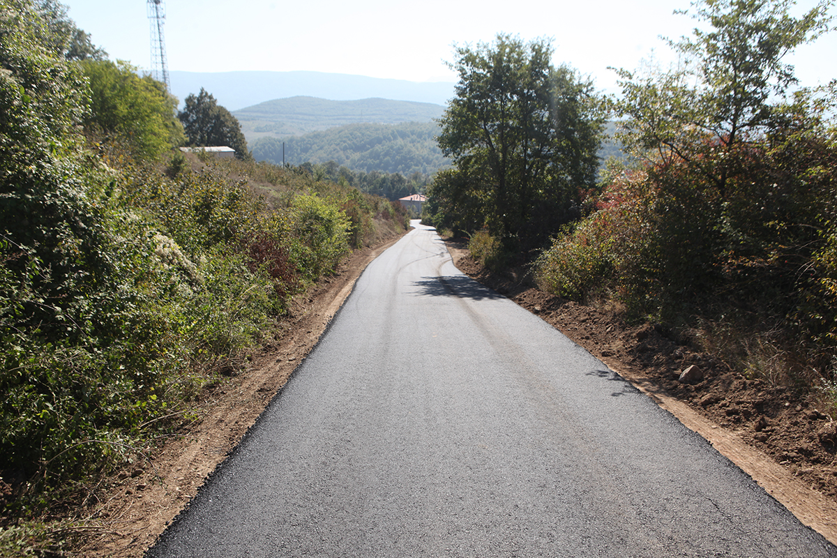 Hendek Güldibi’nde yollar yenilendi