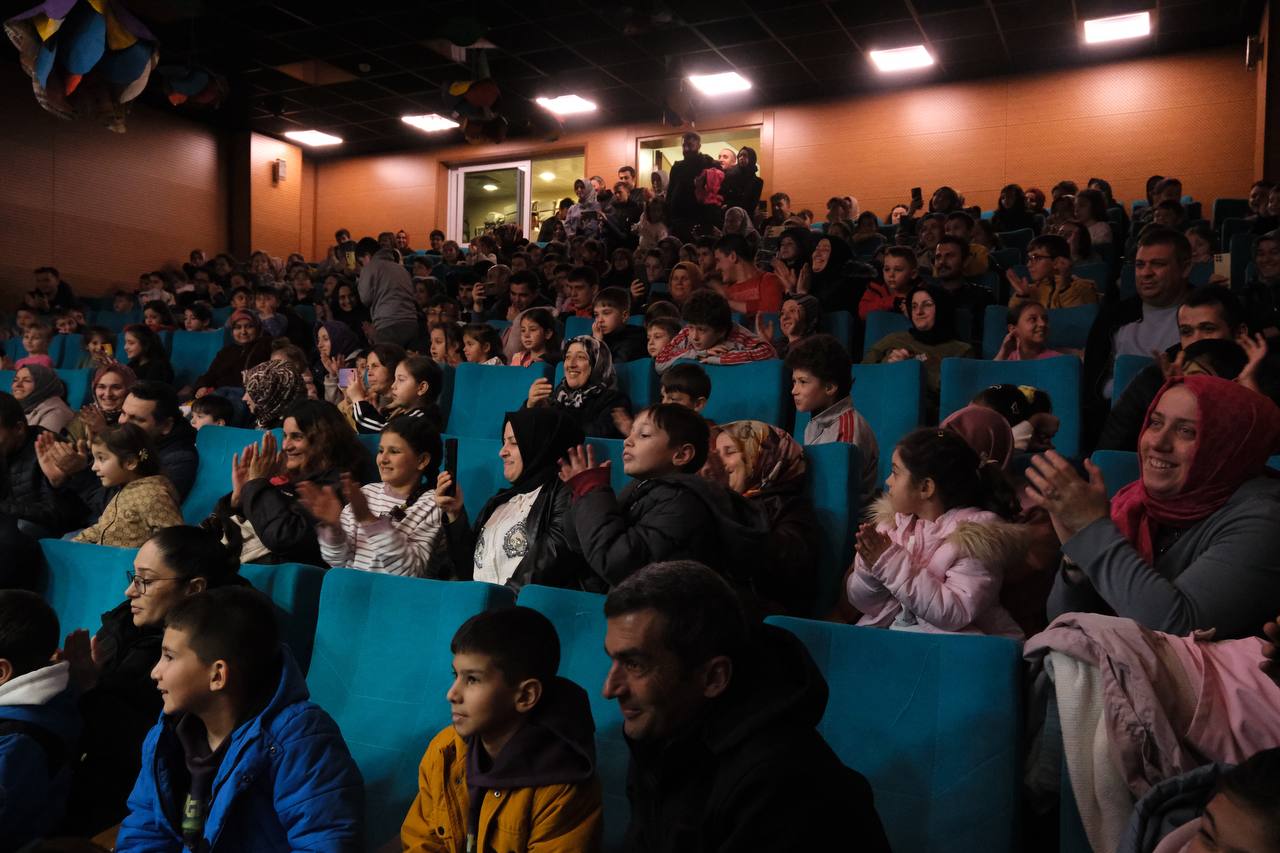 Büyükşehir’den Geyve SGM’de rengârenk ramazan şenliği