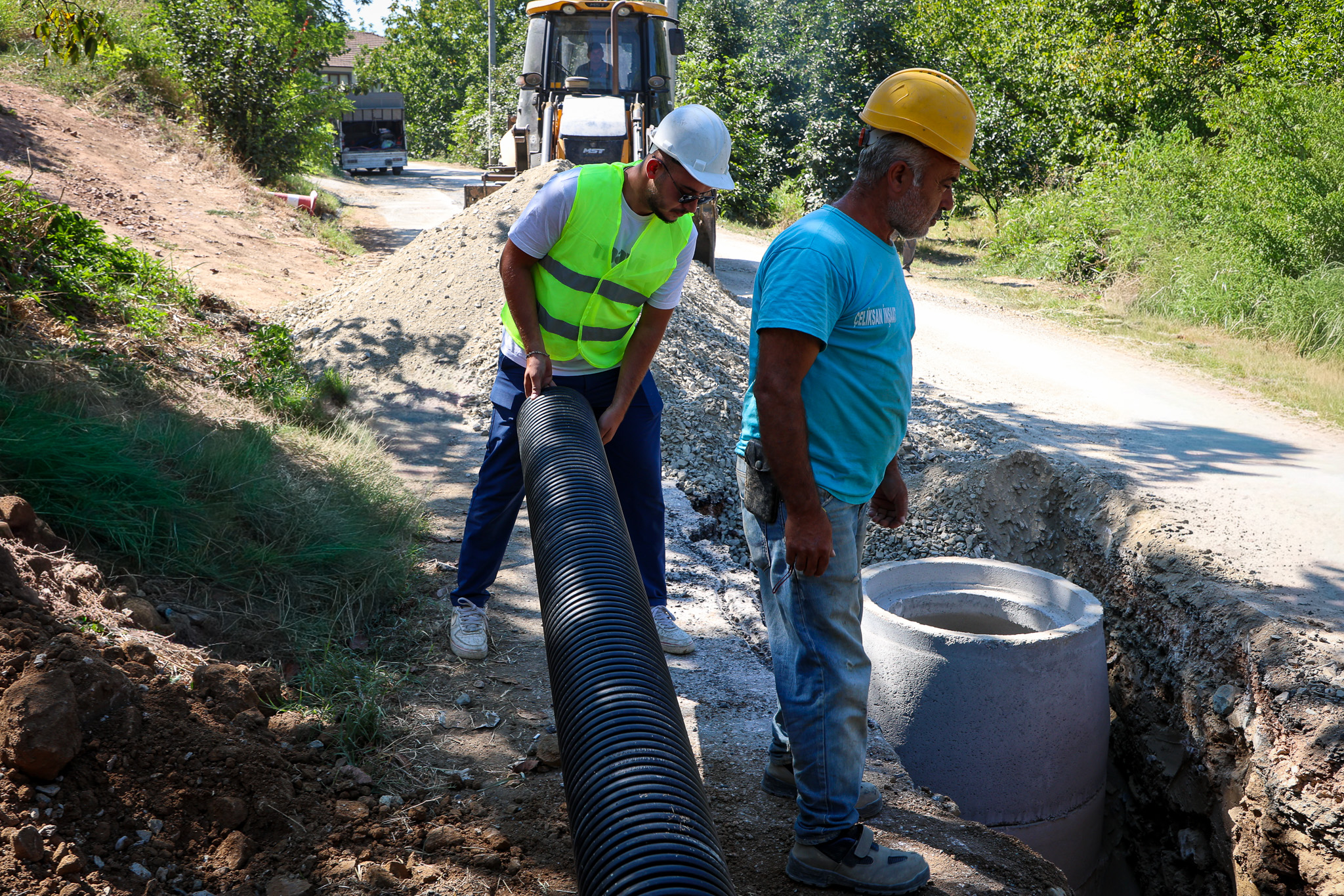 SASKİ, Aşağıdereköy’ün altyapısını 20 milyon liralık yatırımla yeniliyor